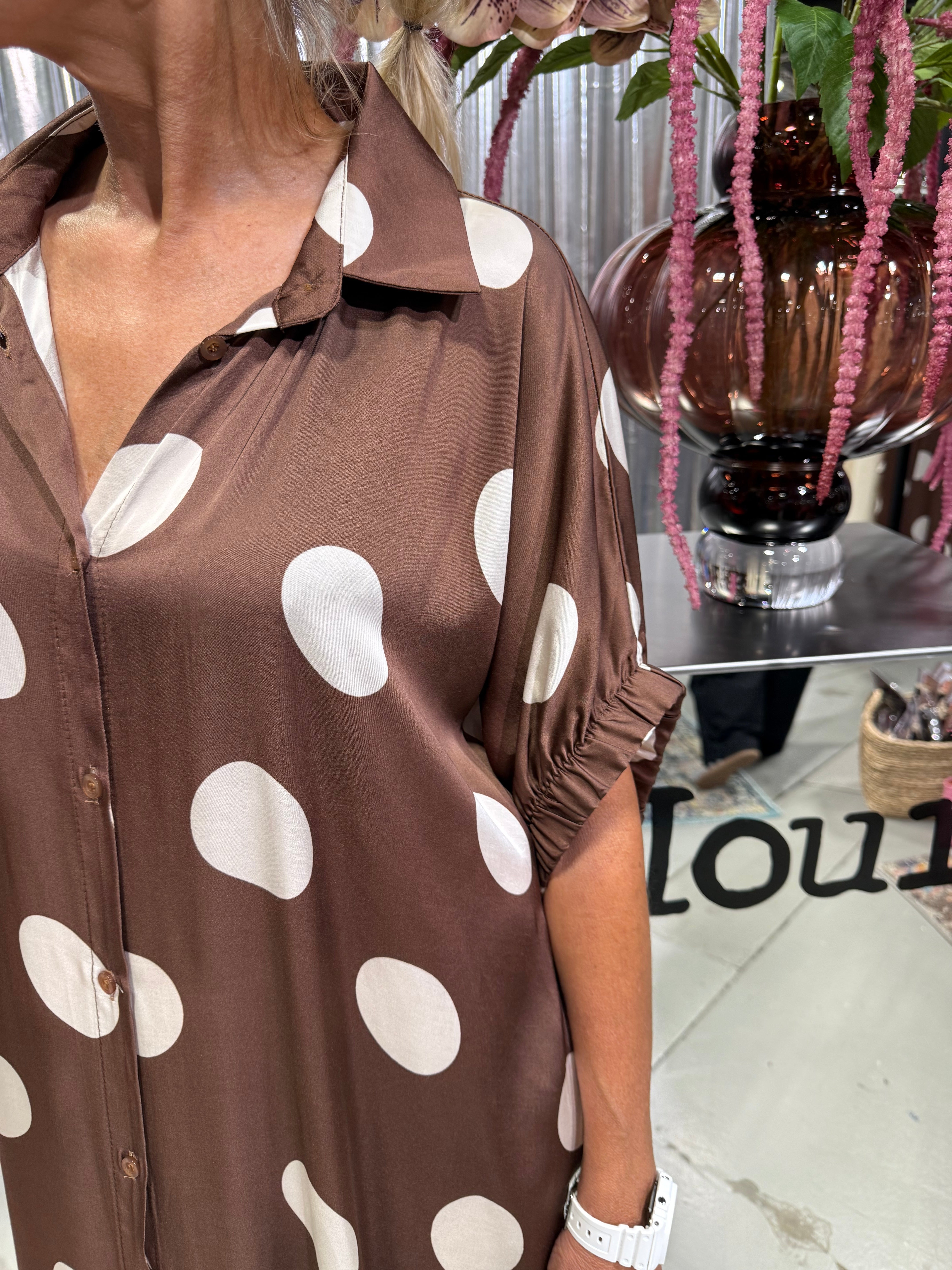 MABEL satin dress - Mocca Dot