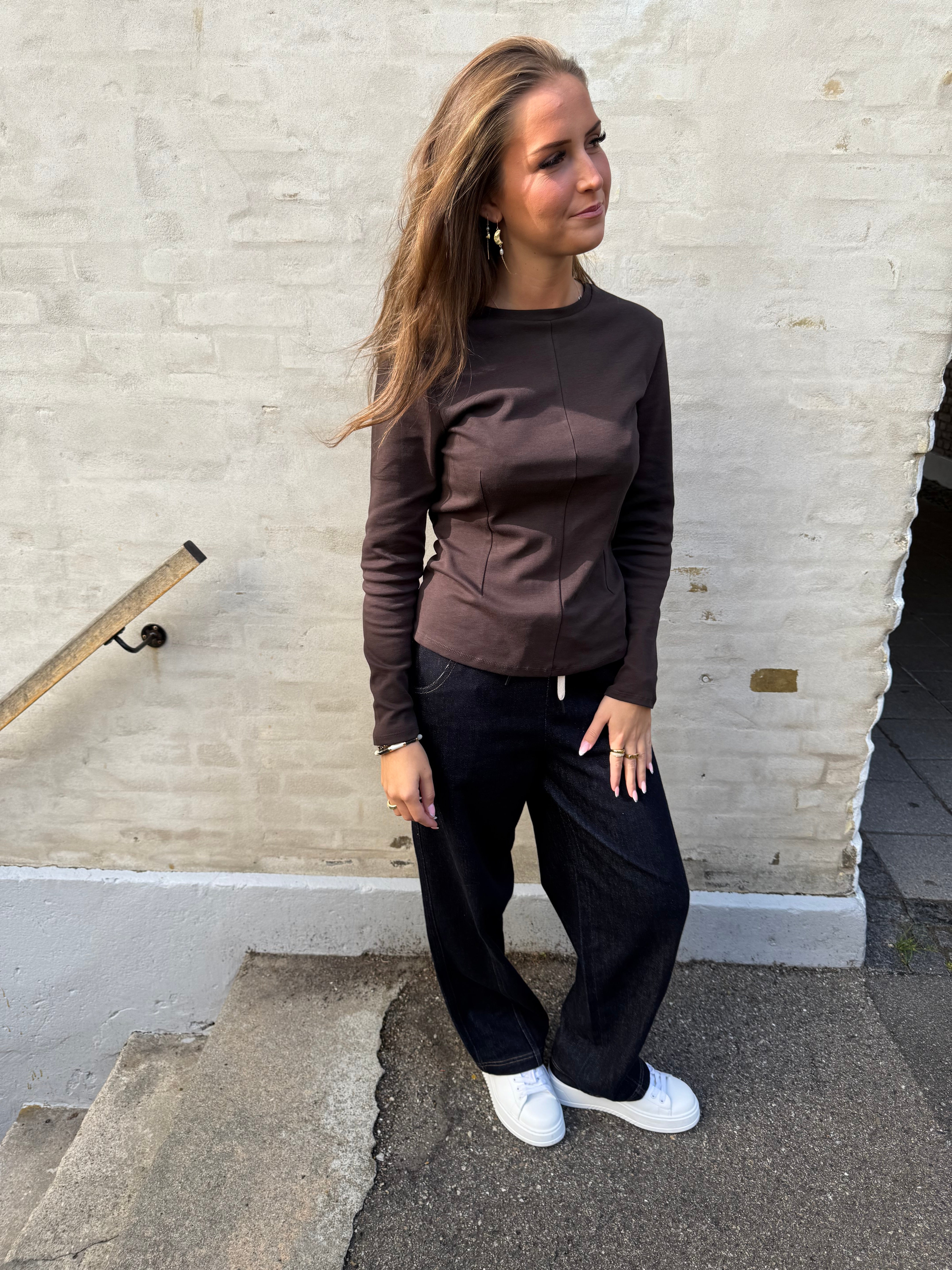 EVA L/S TOP - Black Coffee