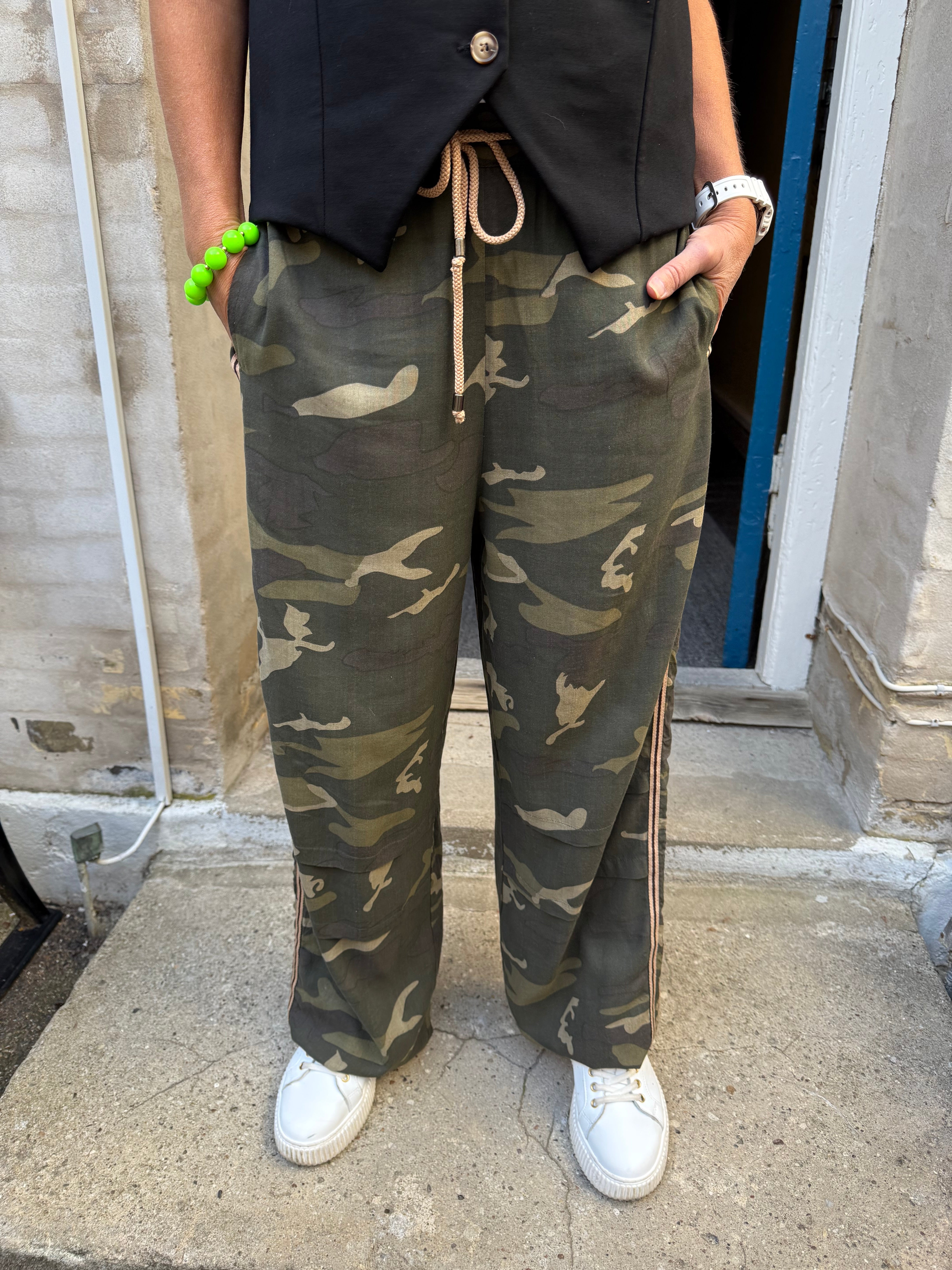 Mable Pant - Zebra Army