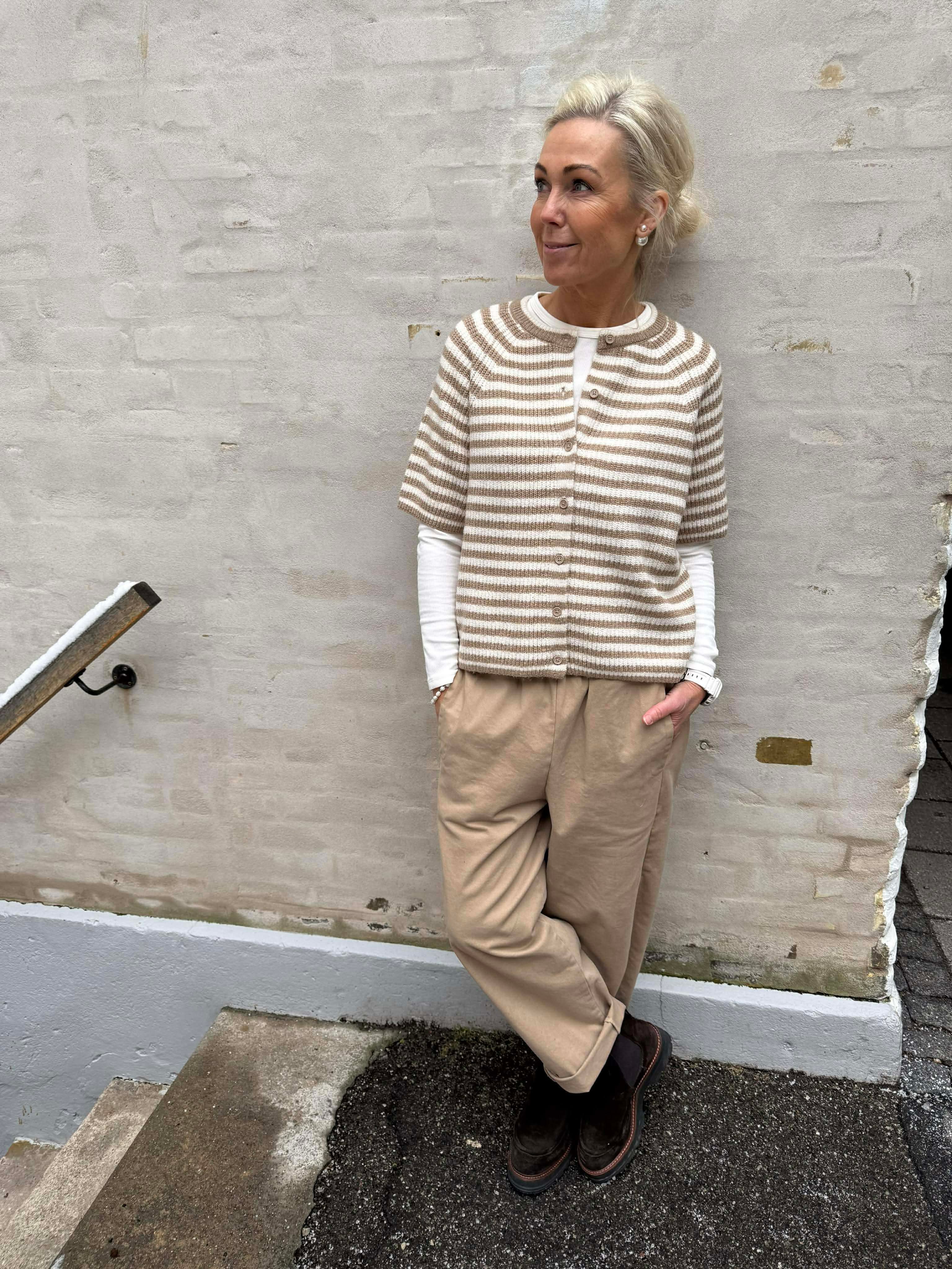 Malou SS O-Neck Stripe Cardigan - Greige Birch