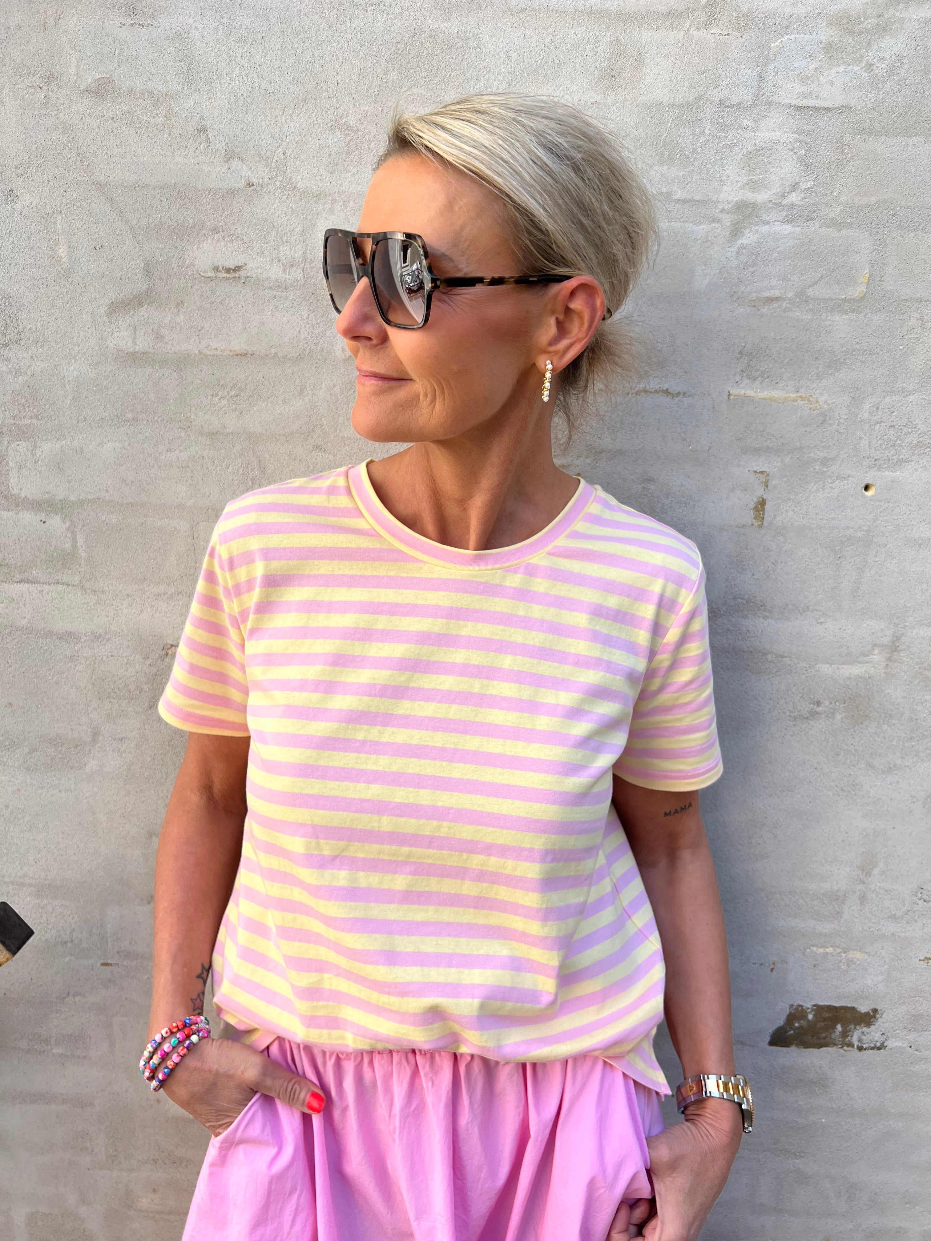 Maude Tee Yellow Rose