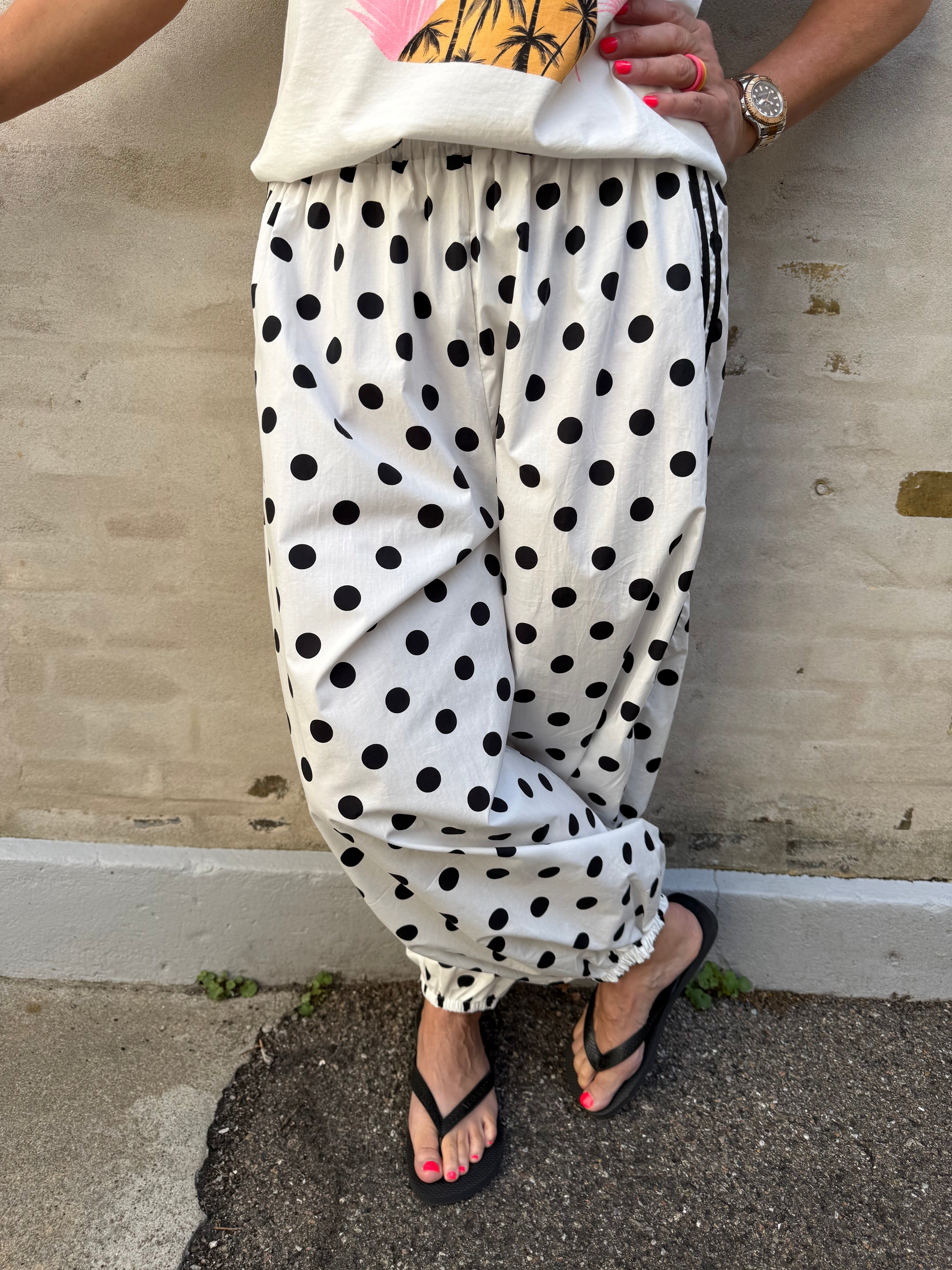 Preorder-Ballon Dot Pants - White