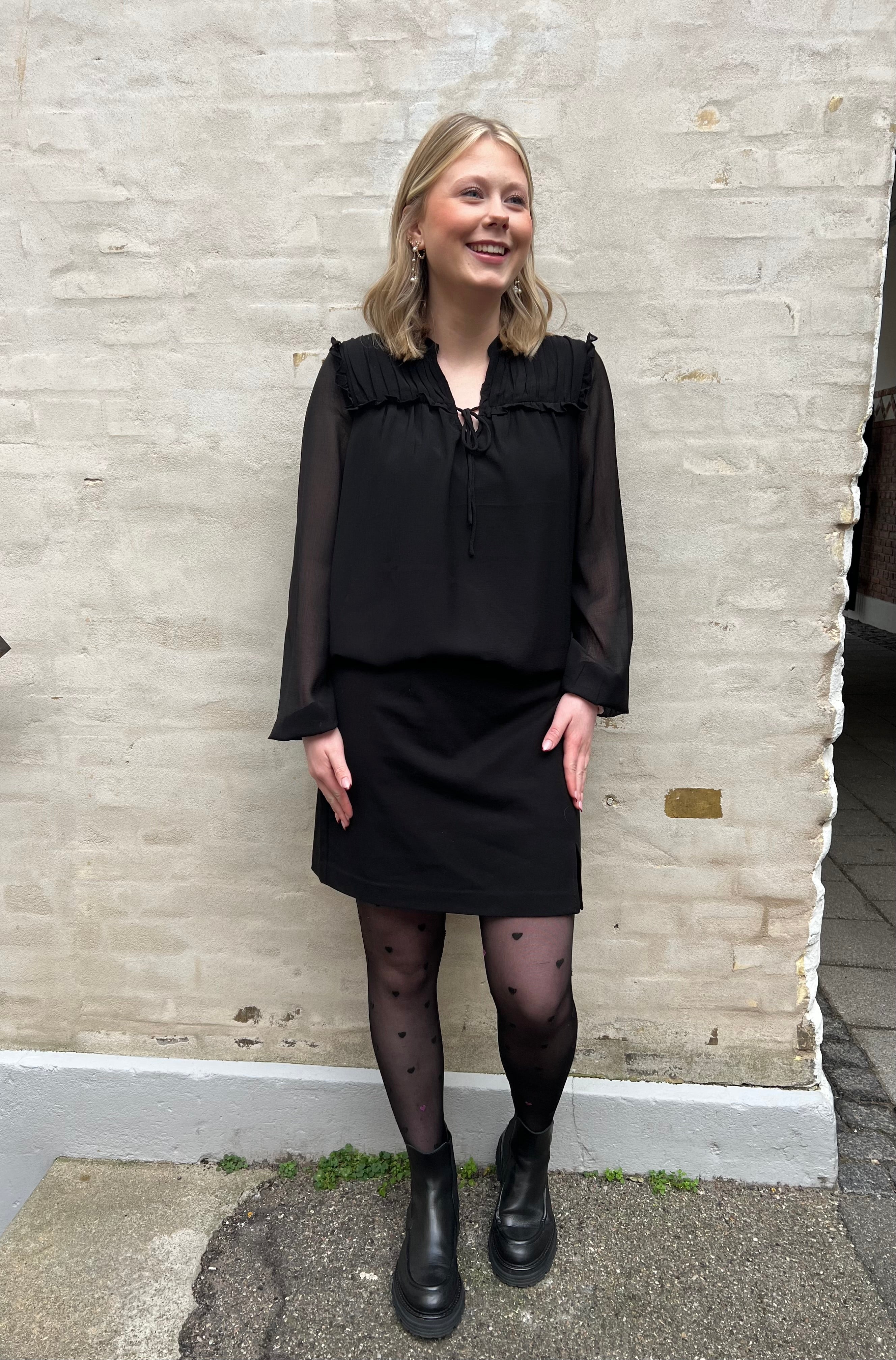 LINEA LS TOP - Black