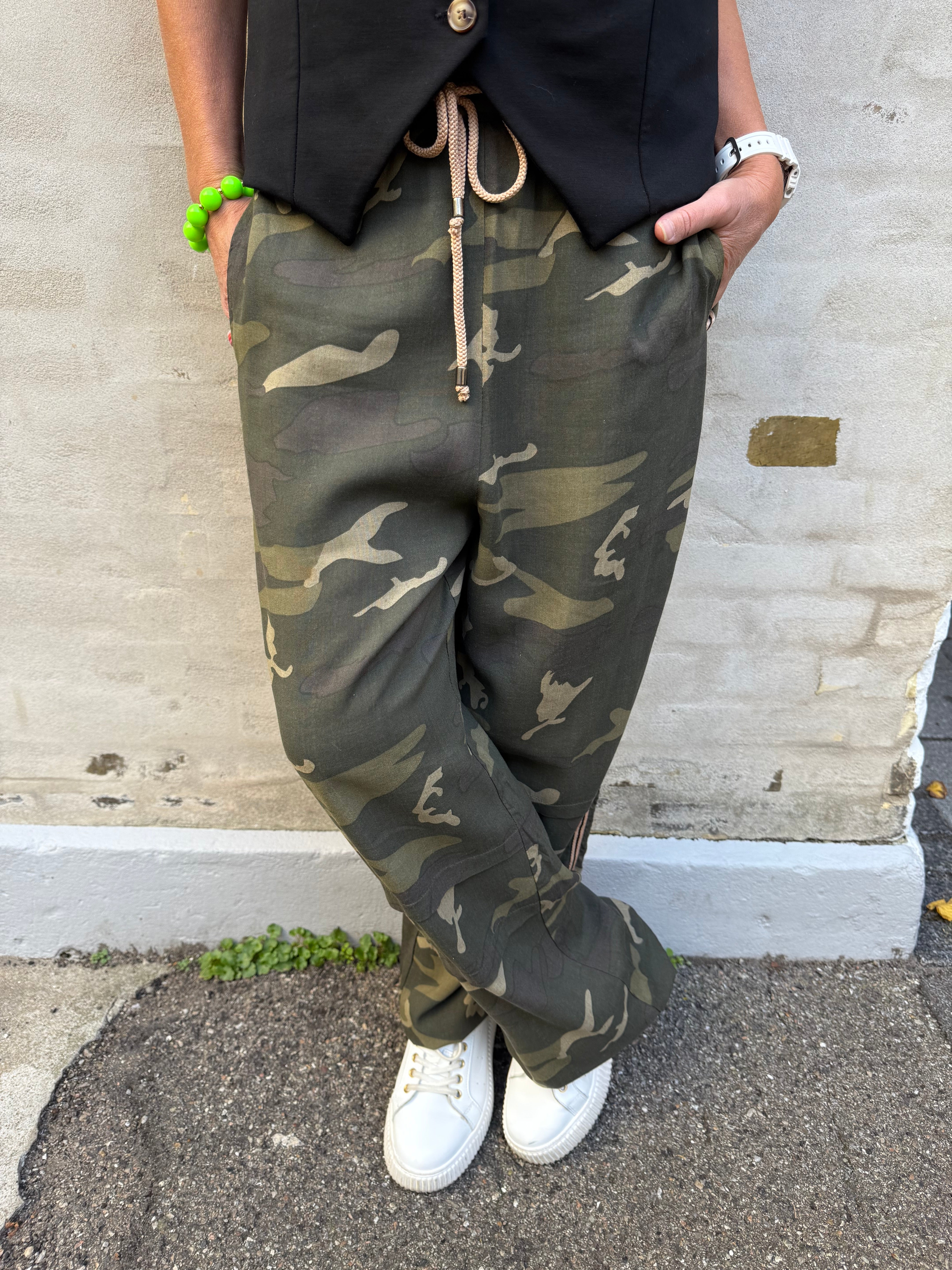 Mable Pant - Zebra Army