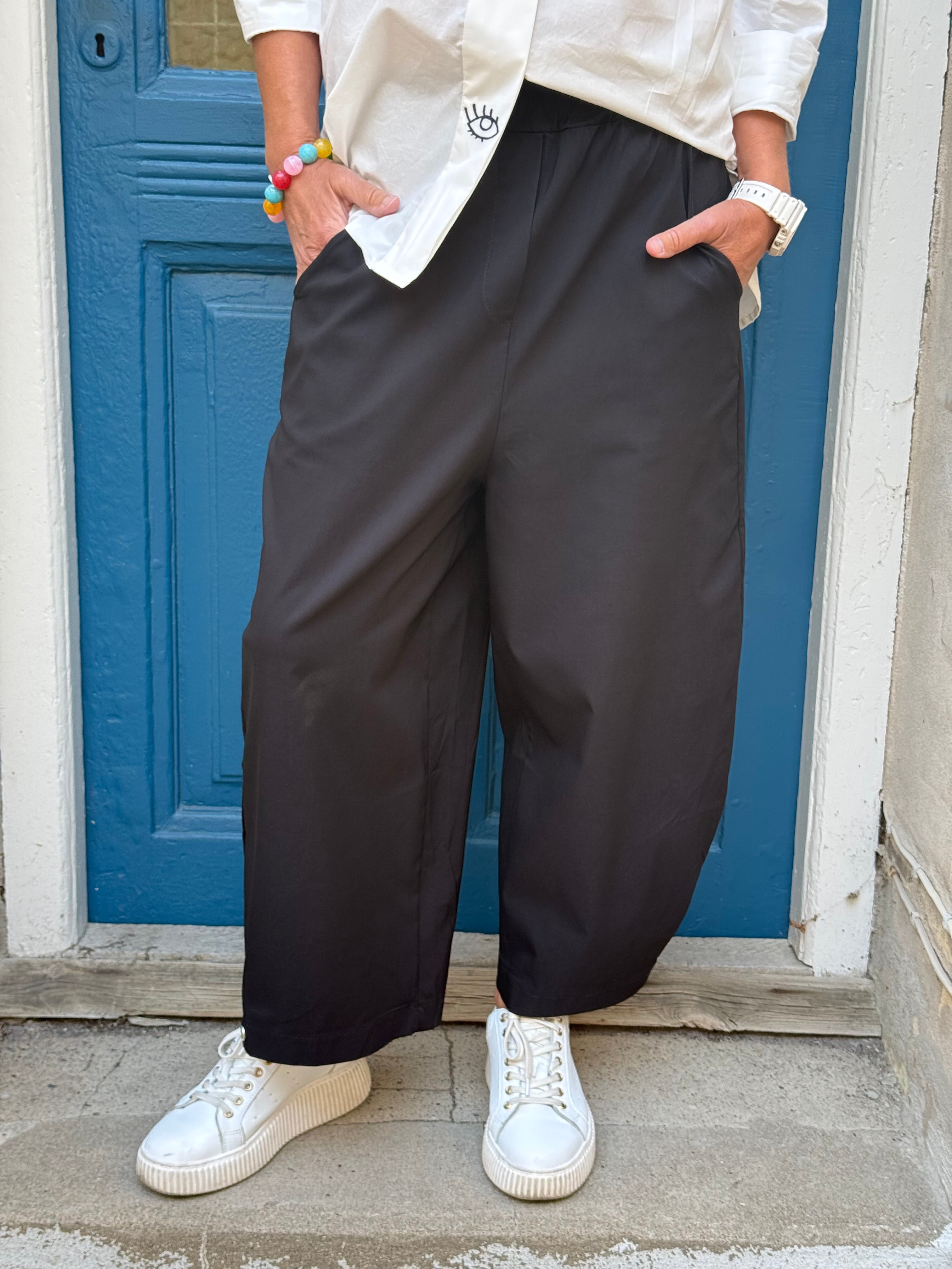 Lucavelle Pants - Black