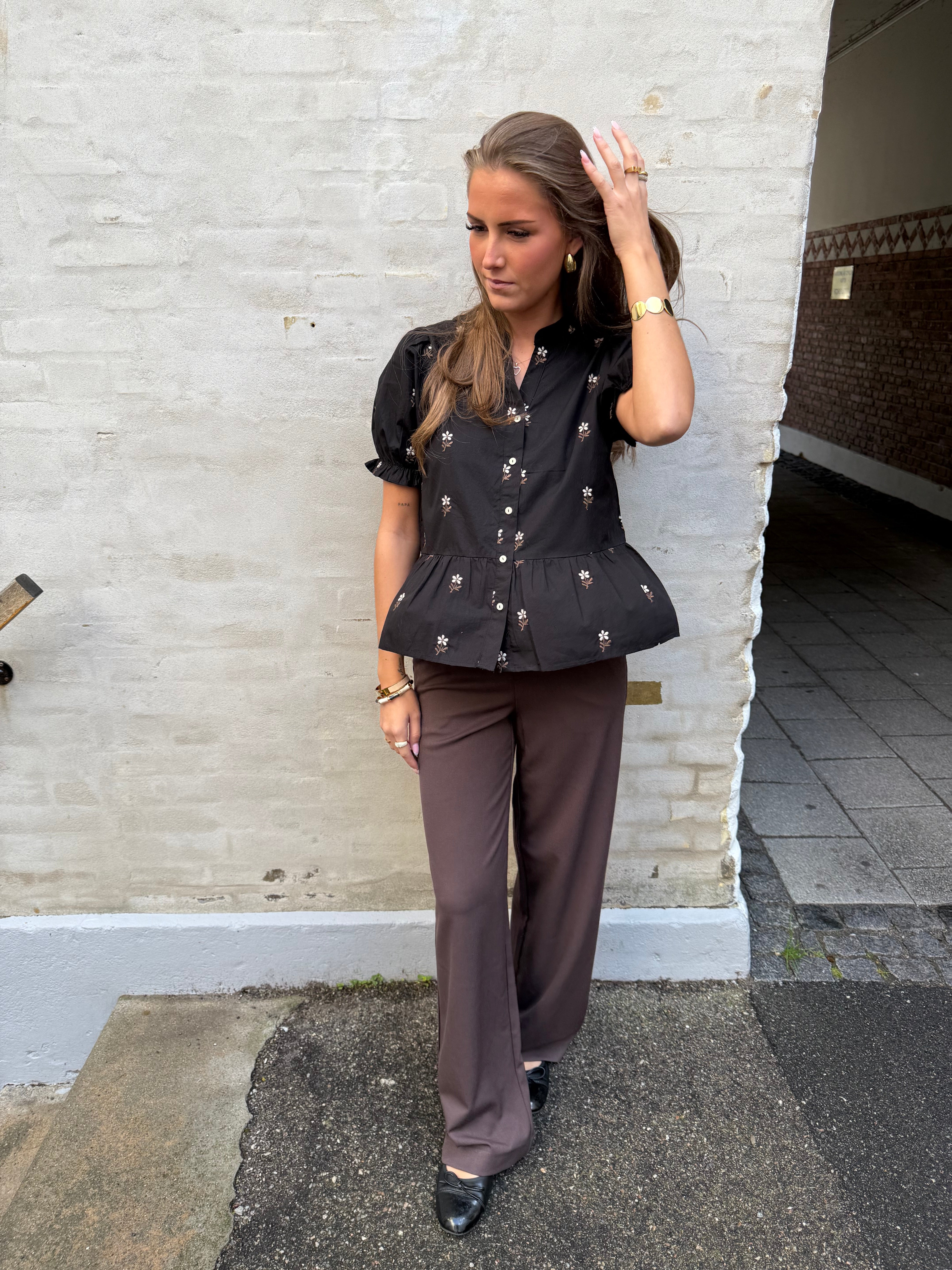 Savy Flower Blouse - Black