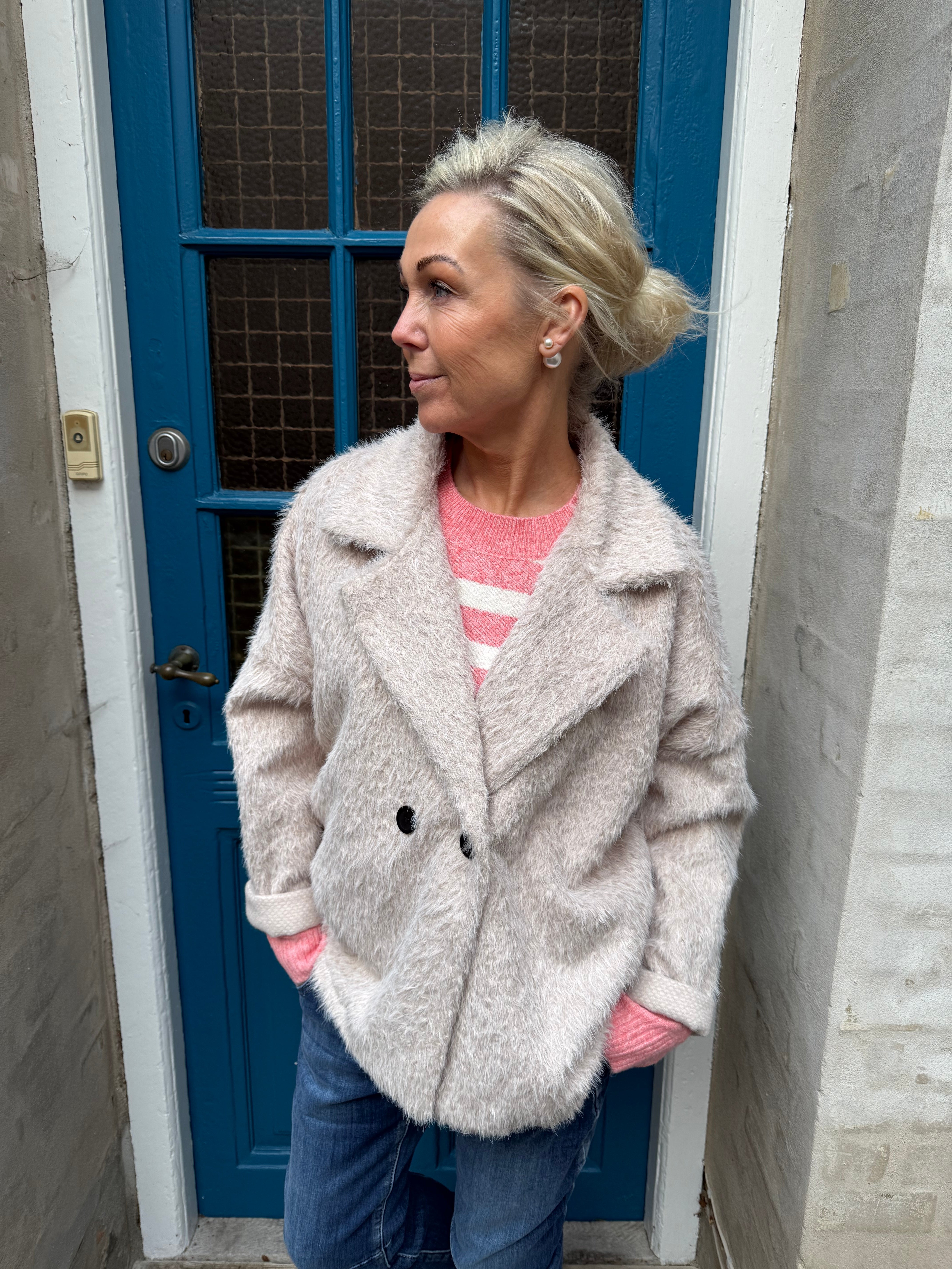 Pamela Jakke - off white