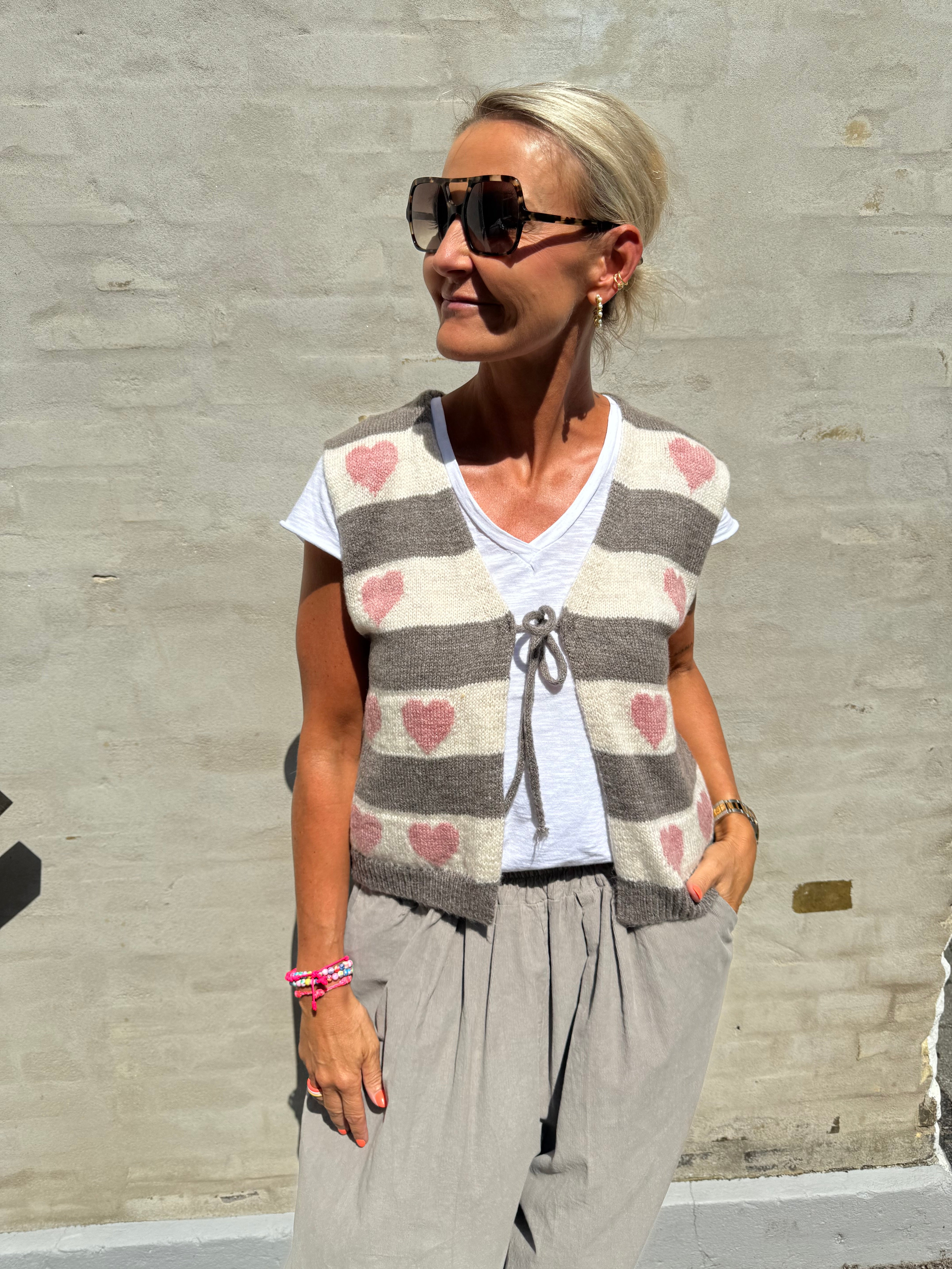 PREORDER Phoenix Knit Vest - Old Rose