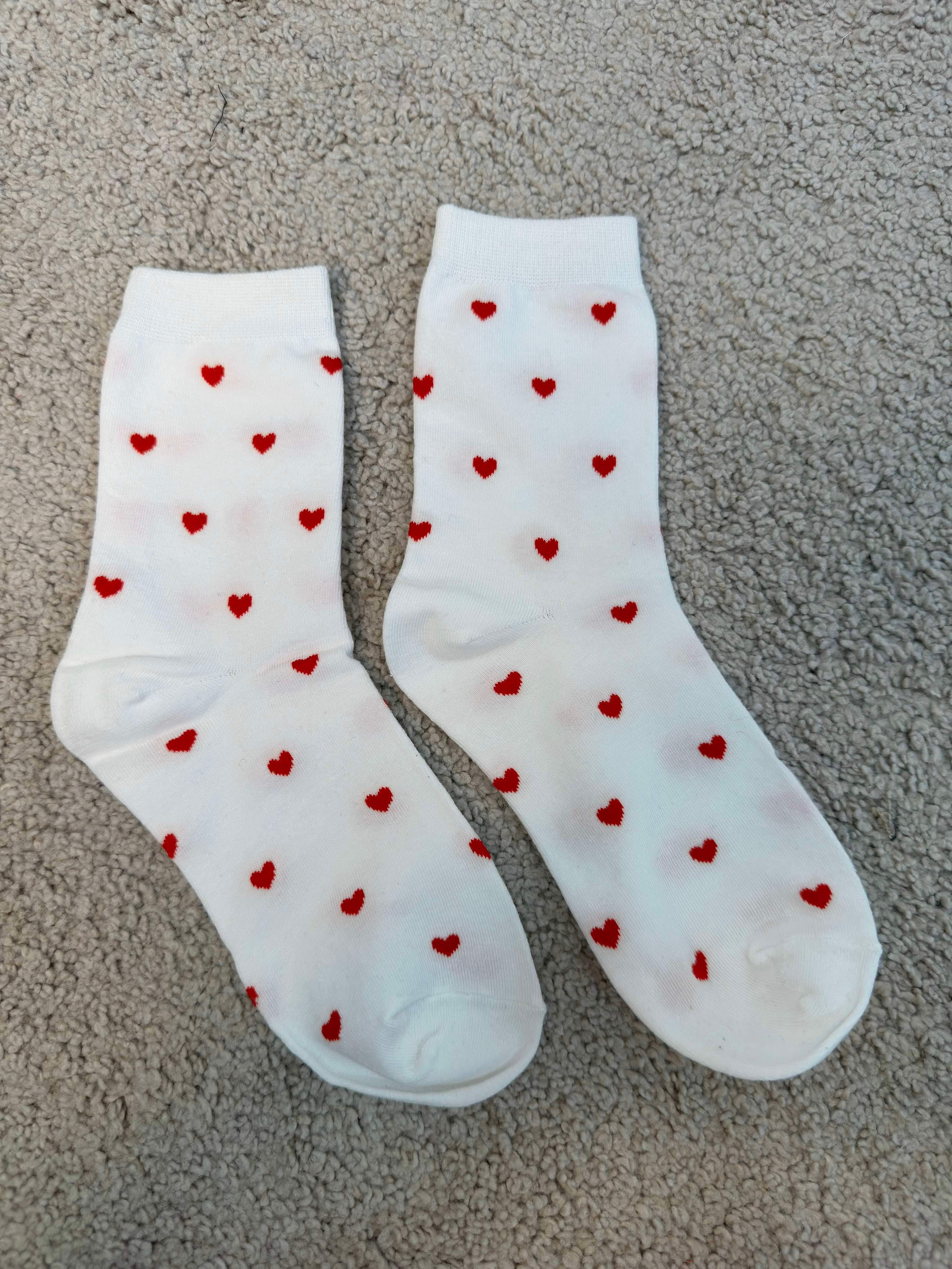 Love sock white w. red