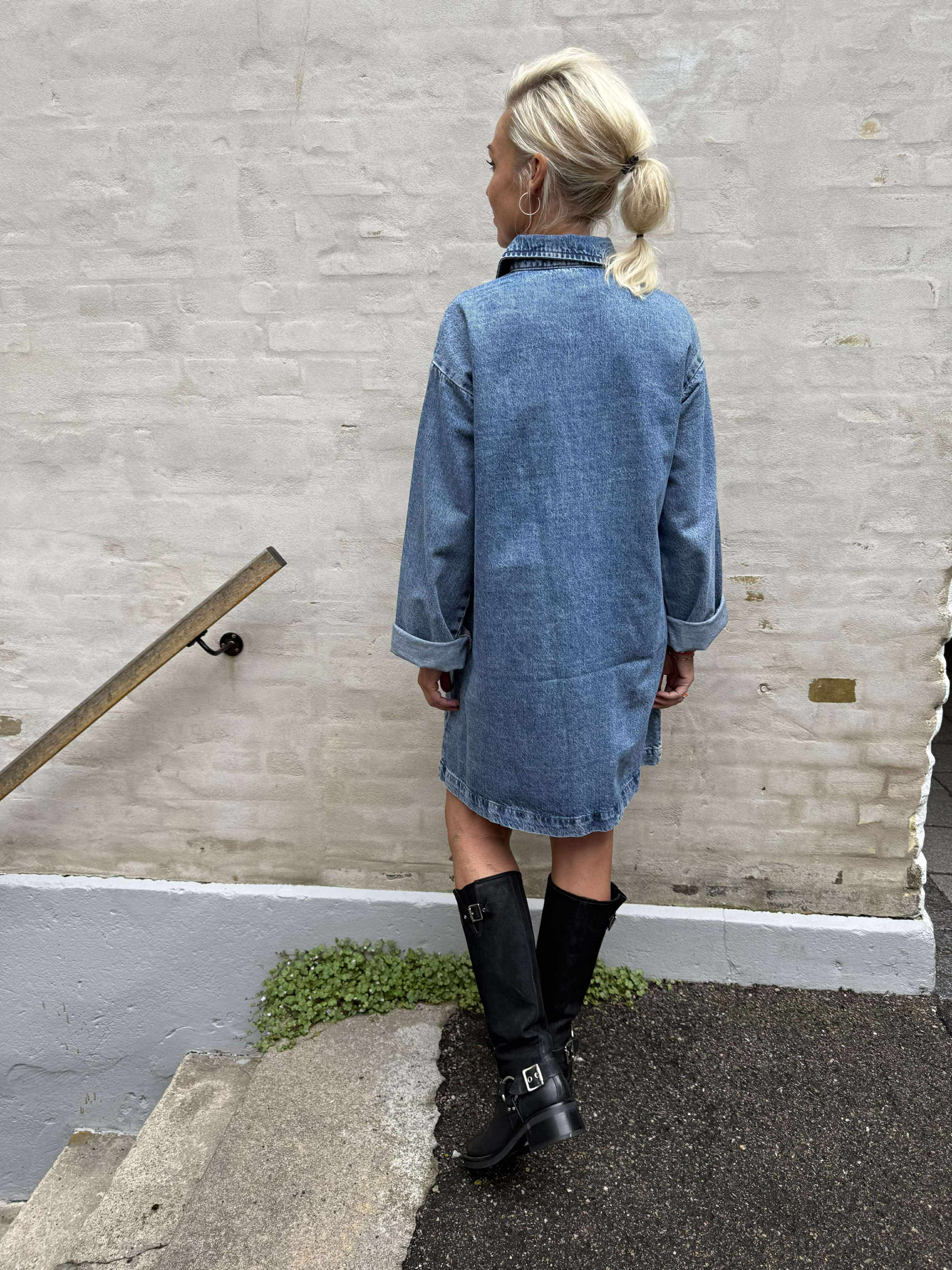 KENYA A-SHAPE DENIM DRESS - Medium Denim Blue