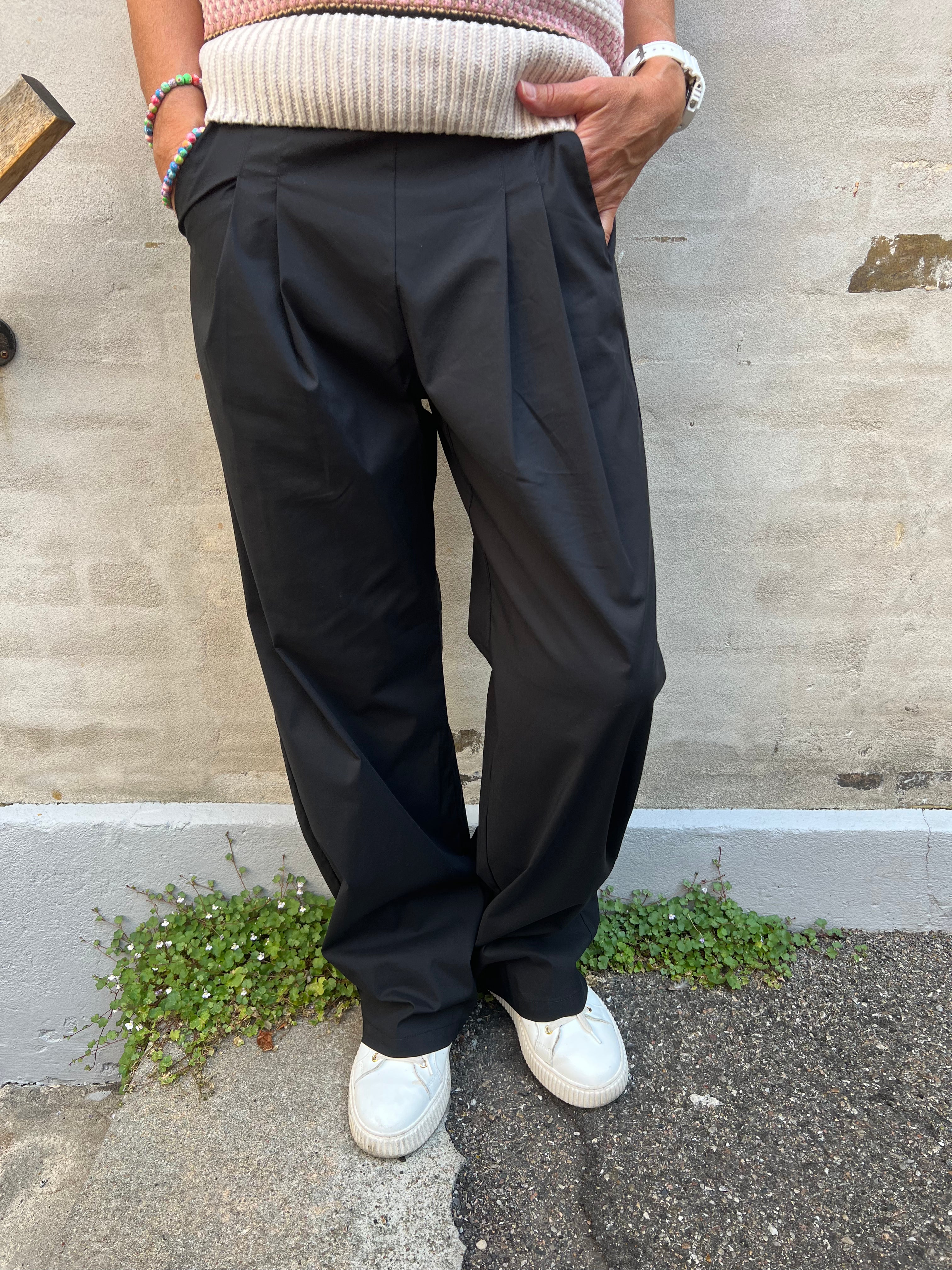 Atalie Ziga Pants - Black