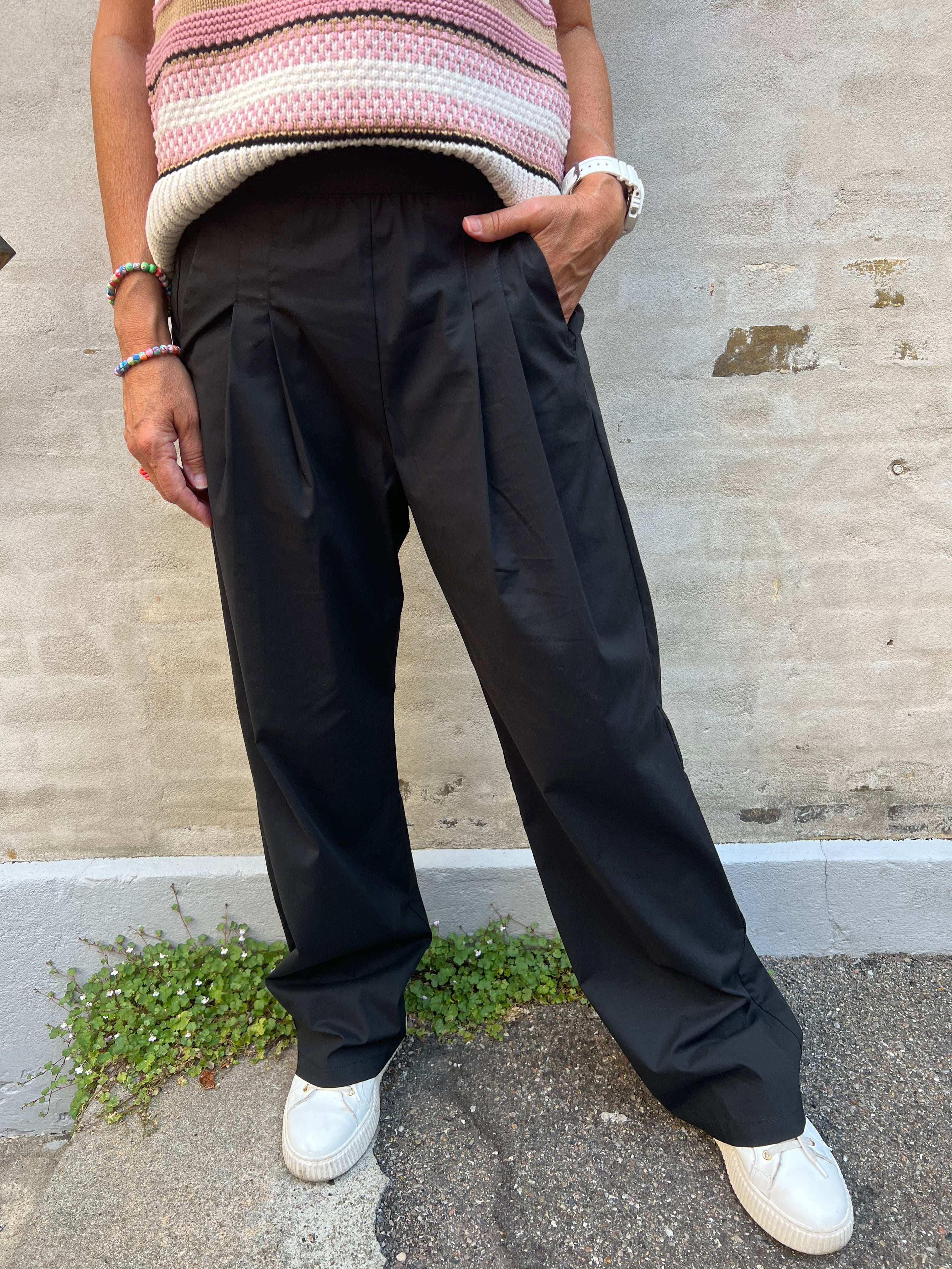 Atalie Ziga Pants - Black