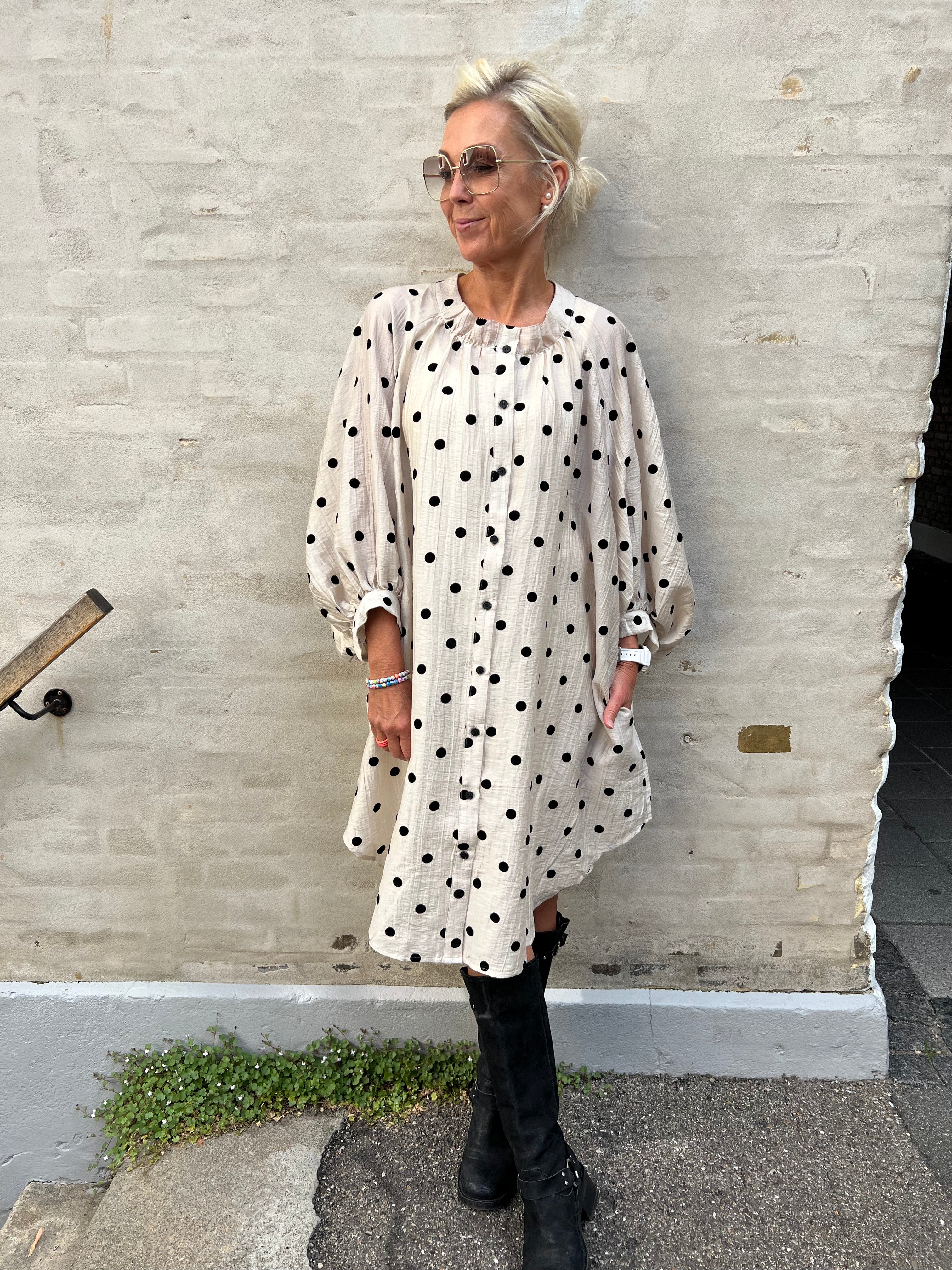 Clara Dress - Beige