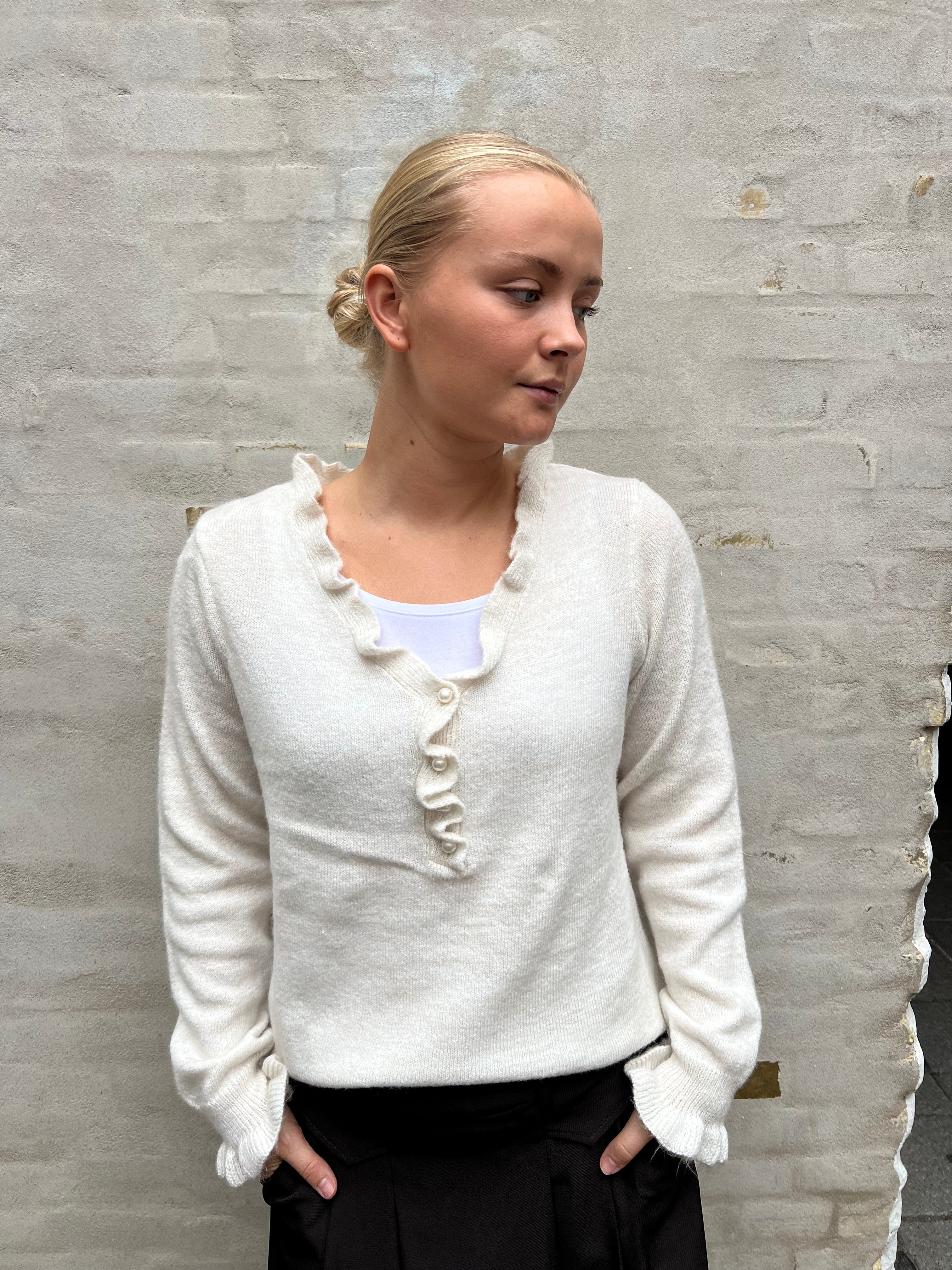 LETTY V-NECK FRILL PULLOVER - Egret MELANGE