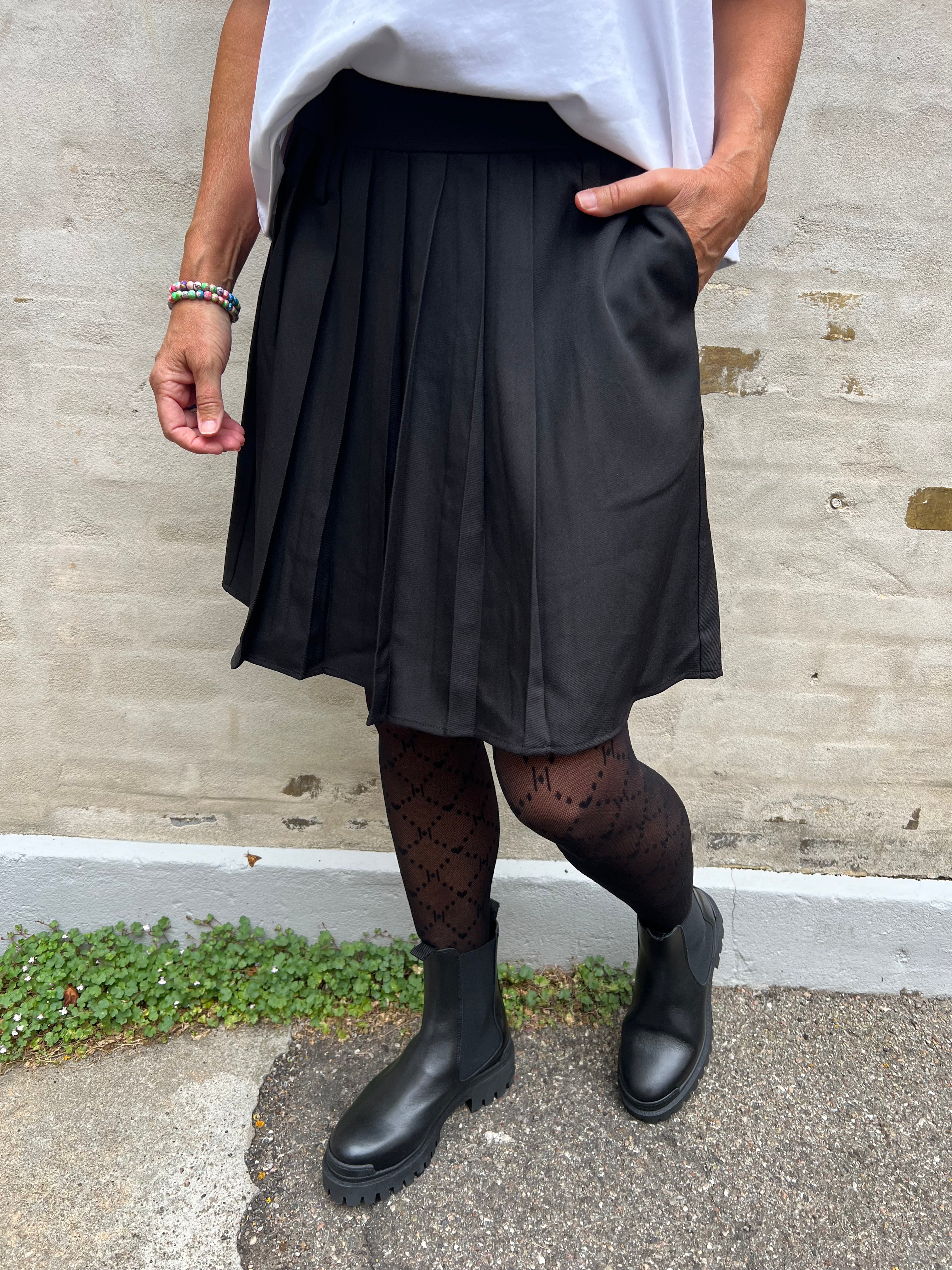 DuaGO Skirt - Black