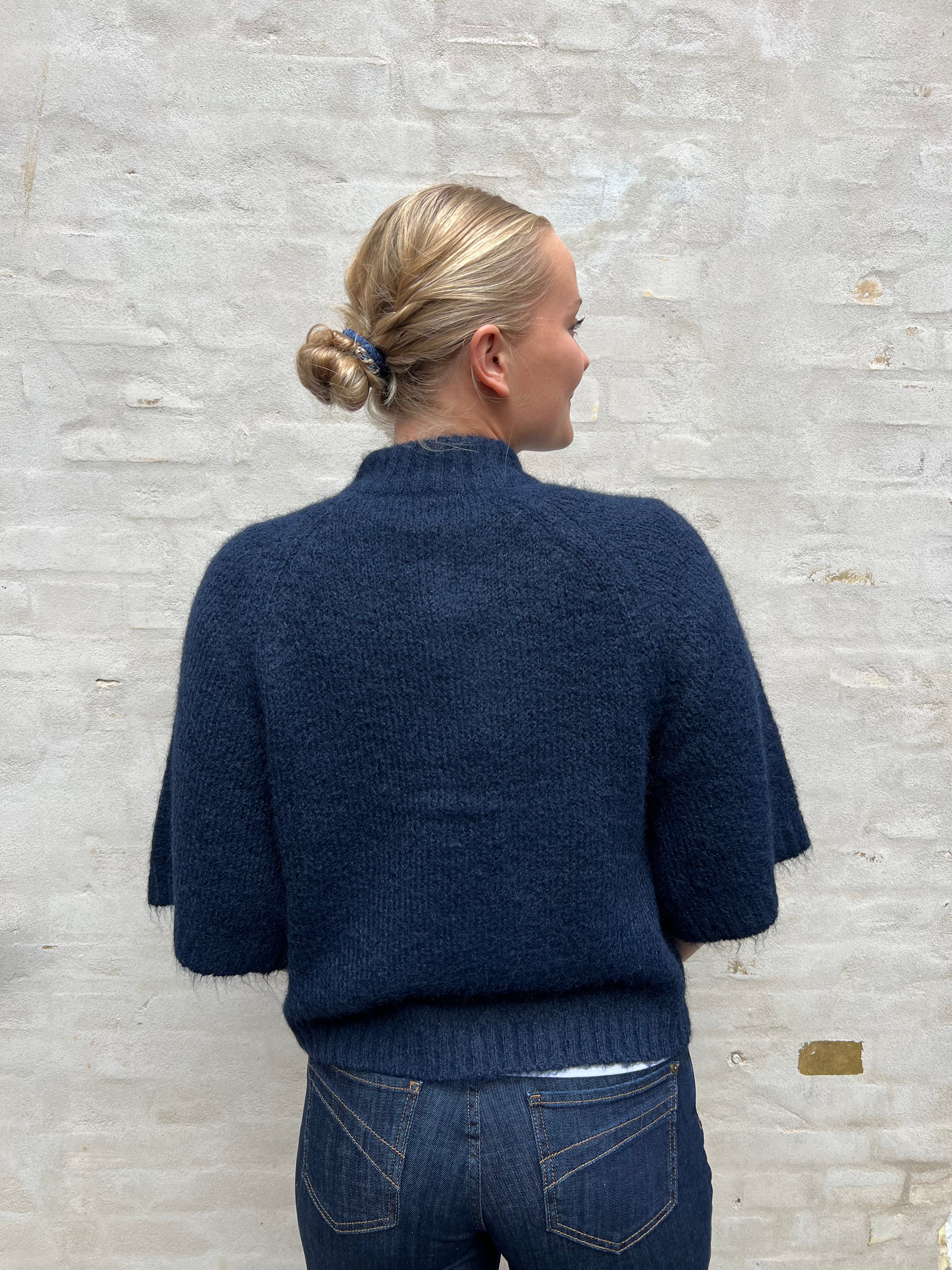 Benuta Fluffy Knit Cardigan - Navy