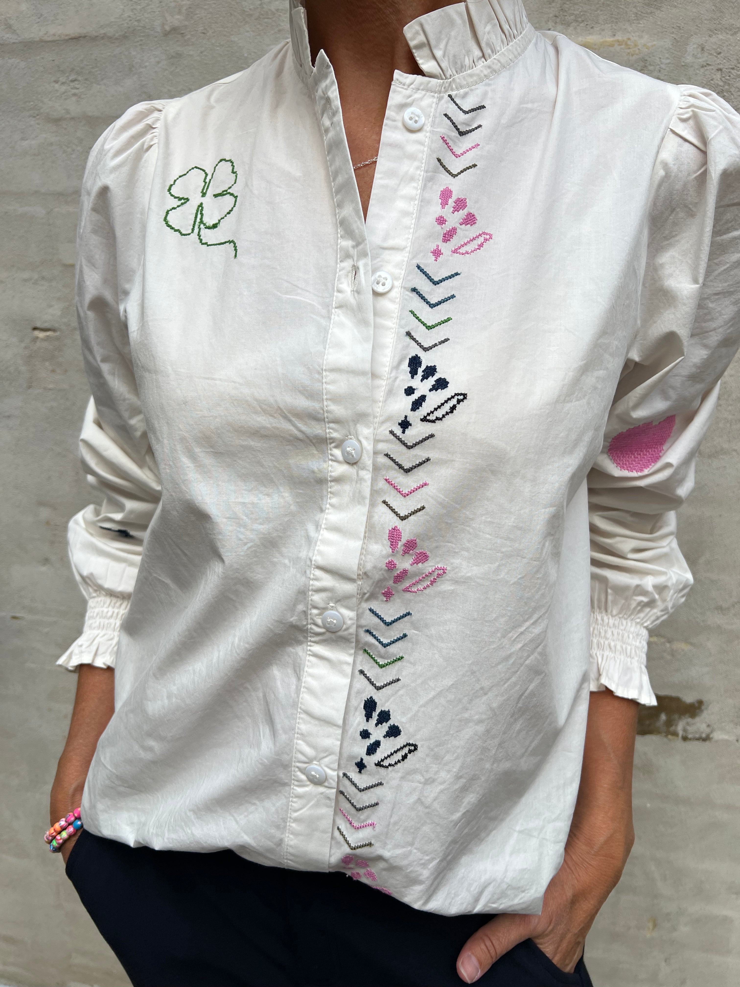 Lava Olena Shirt - Spring Gardenia