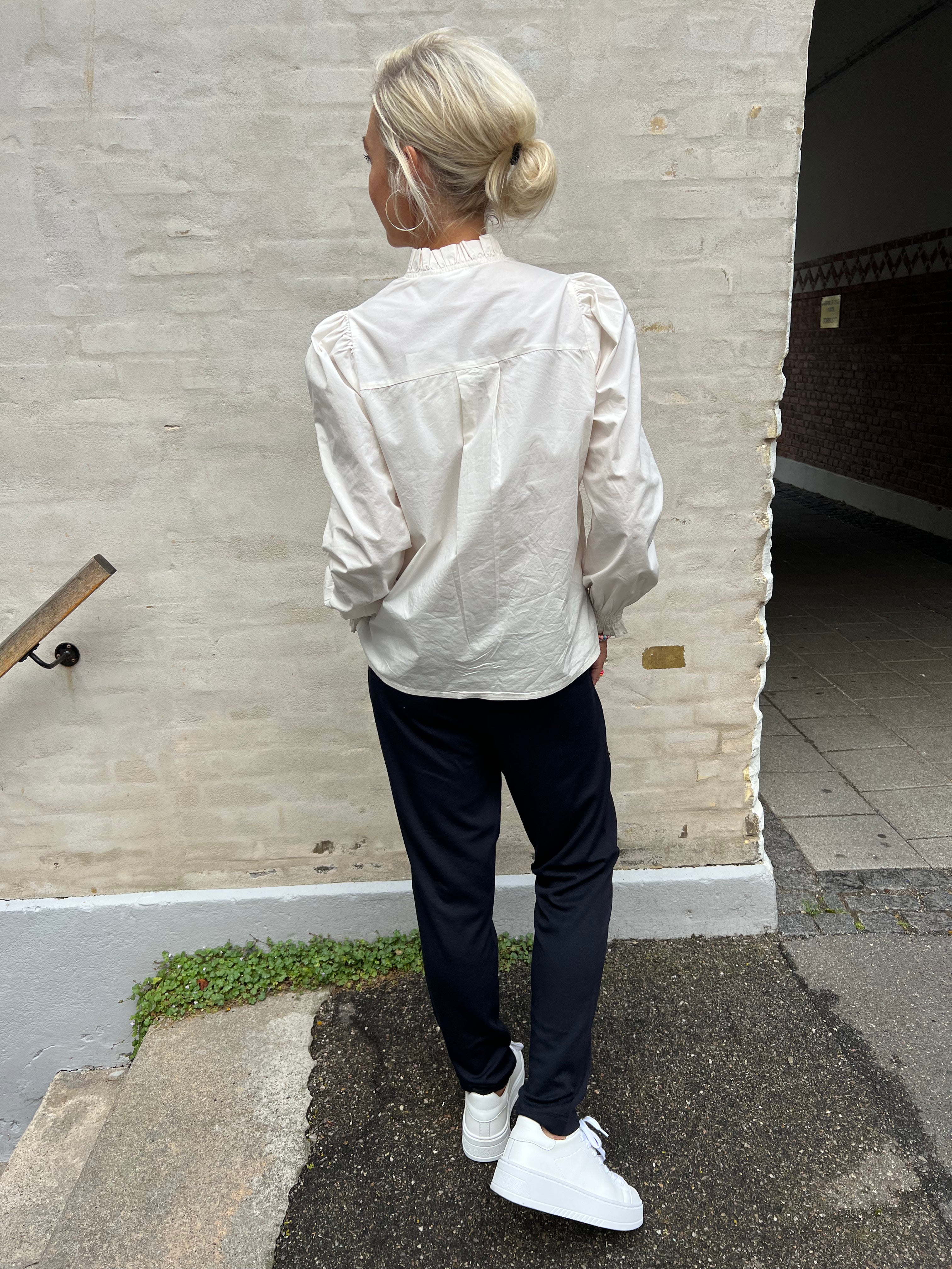 Lava Olena Shirt - Spring Gardenia