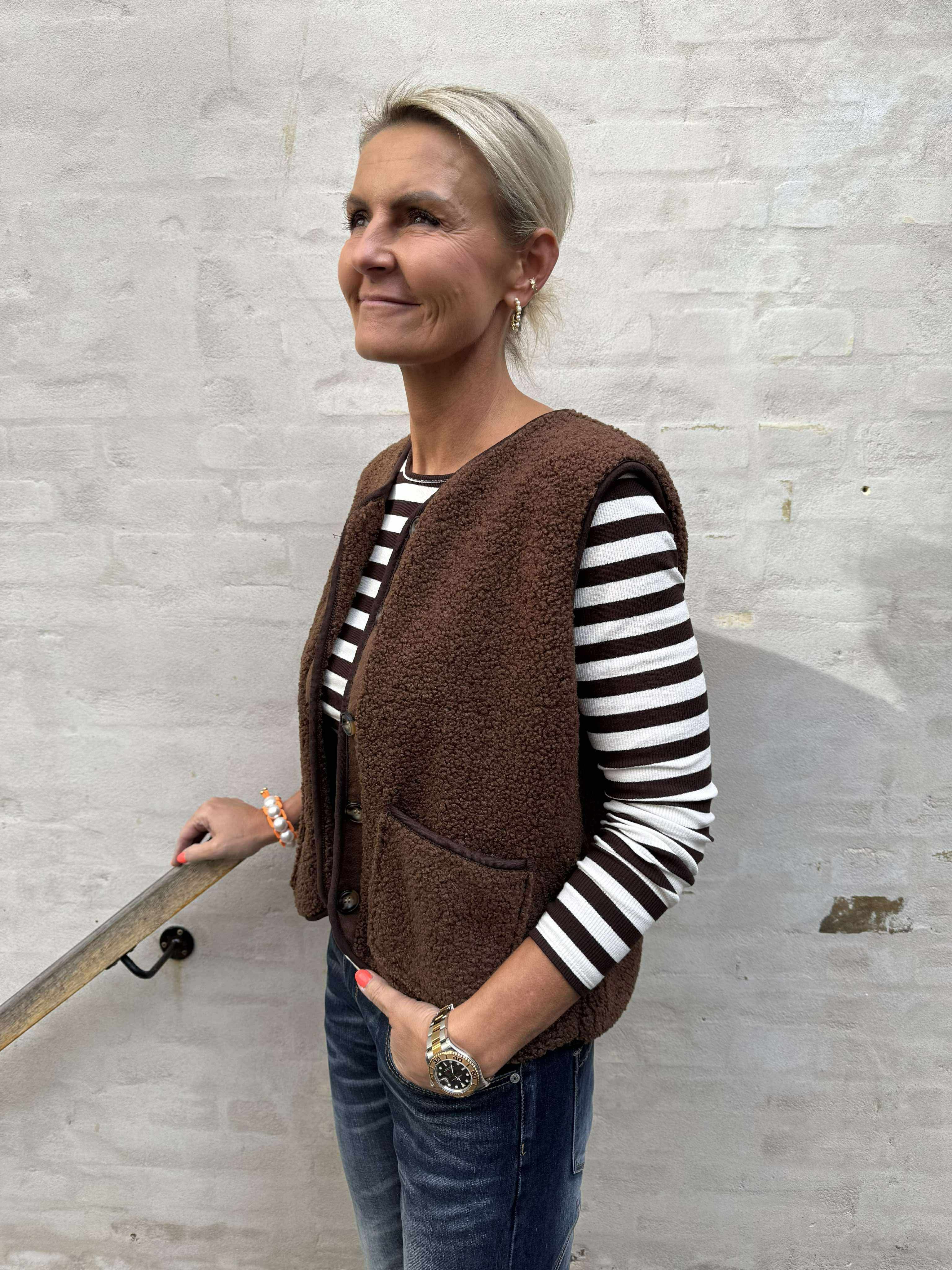 PREORDER-Emmie Vest - Moro