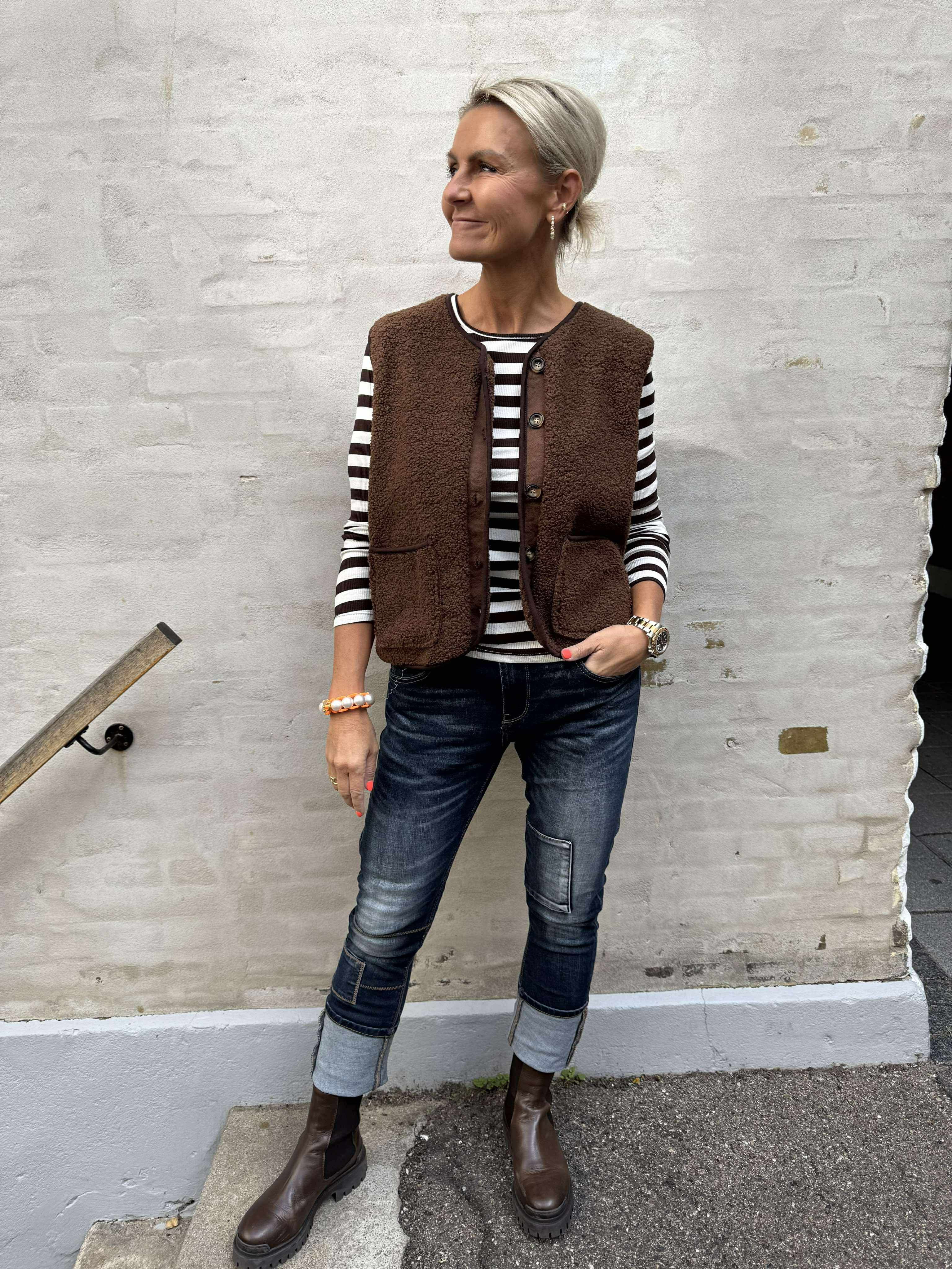 PREORDER-Emmie Vest - Moro
