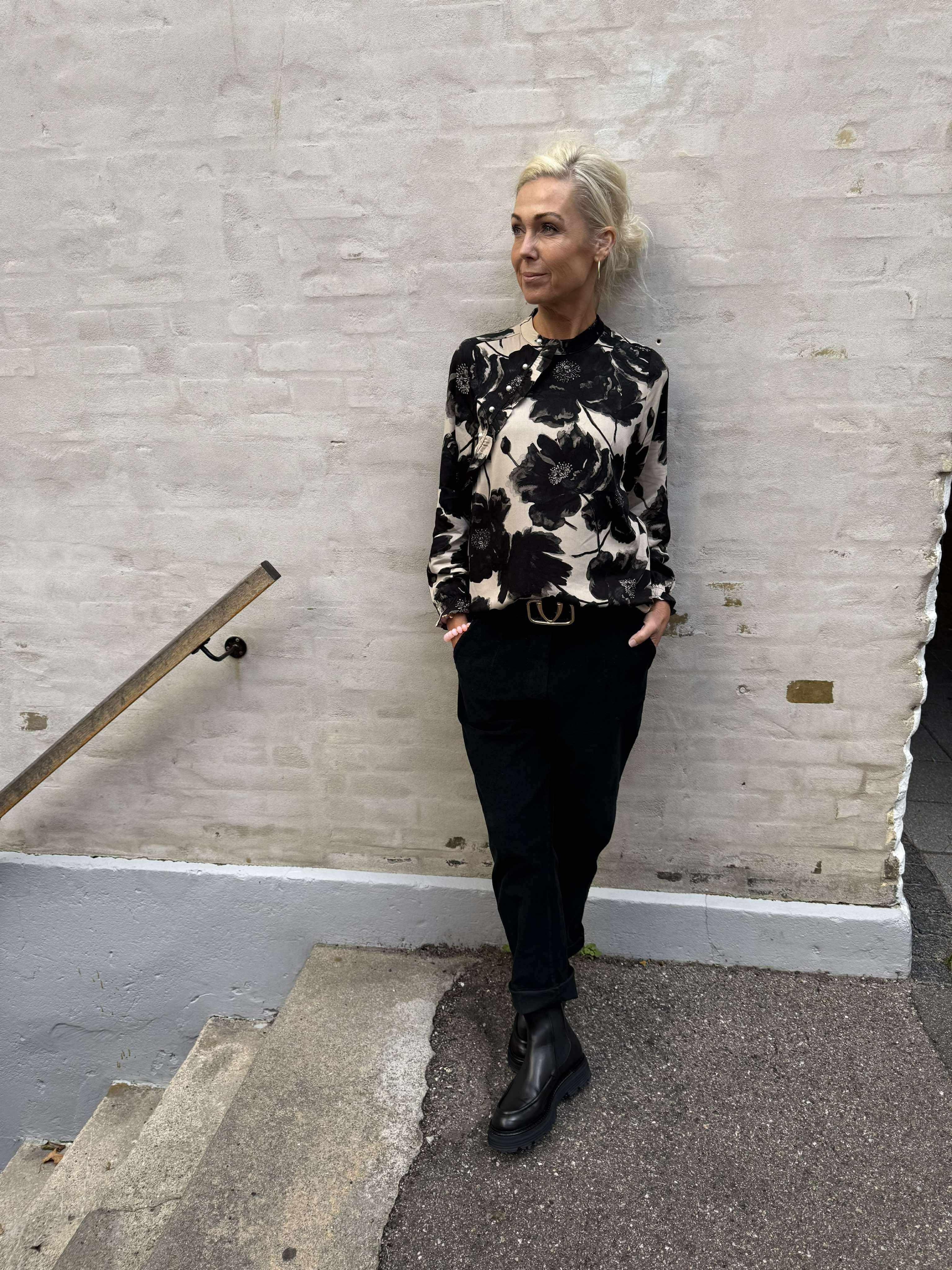 Rachel Elitha Shirt - Black/Offwhite Flower