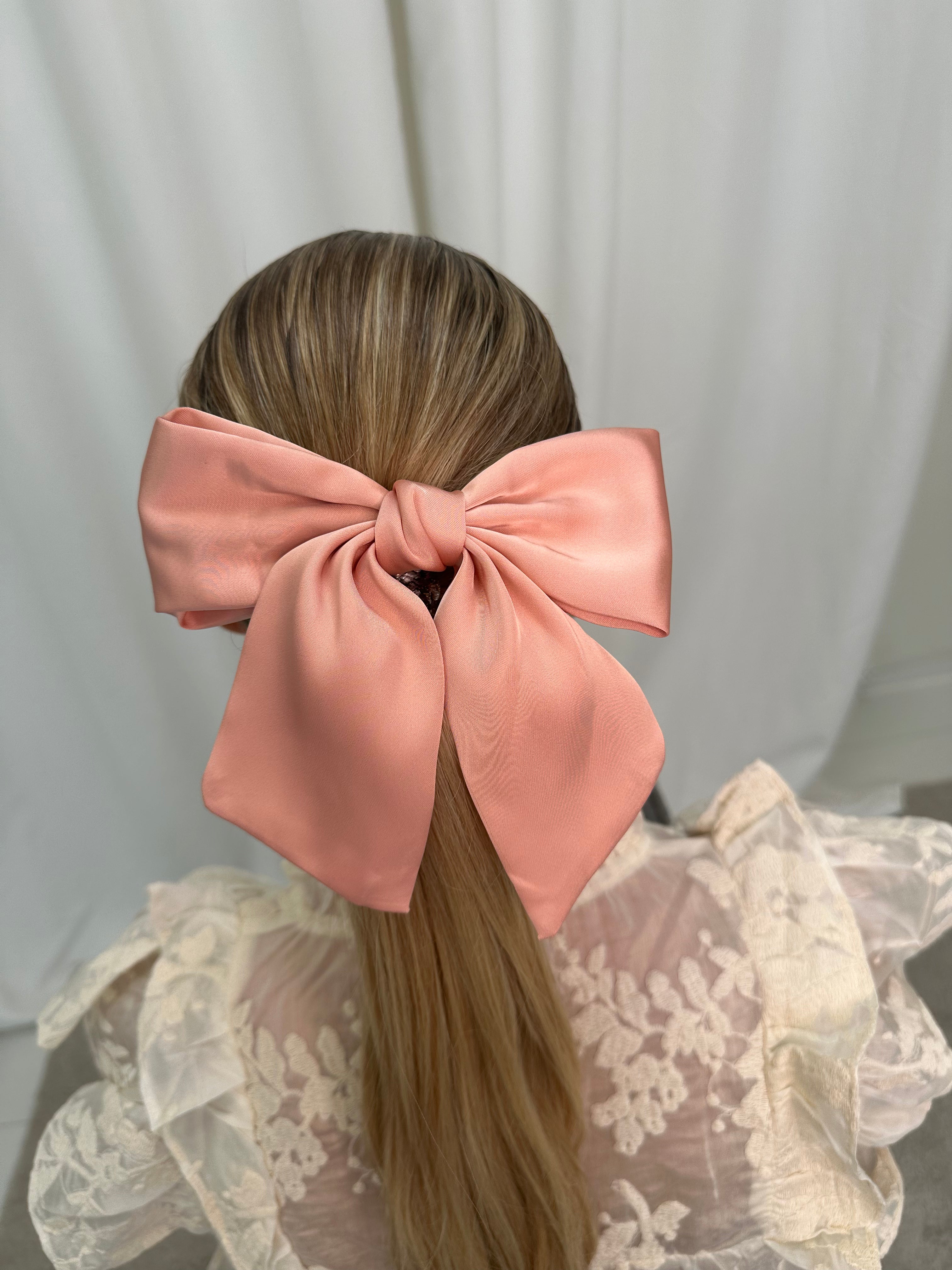 Smooth bow dusty rose