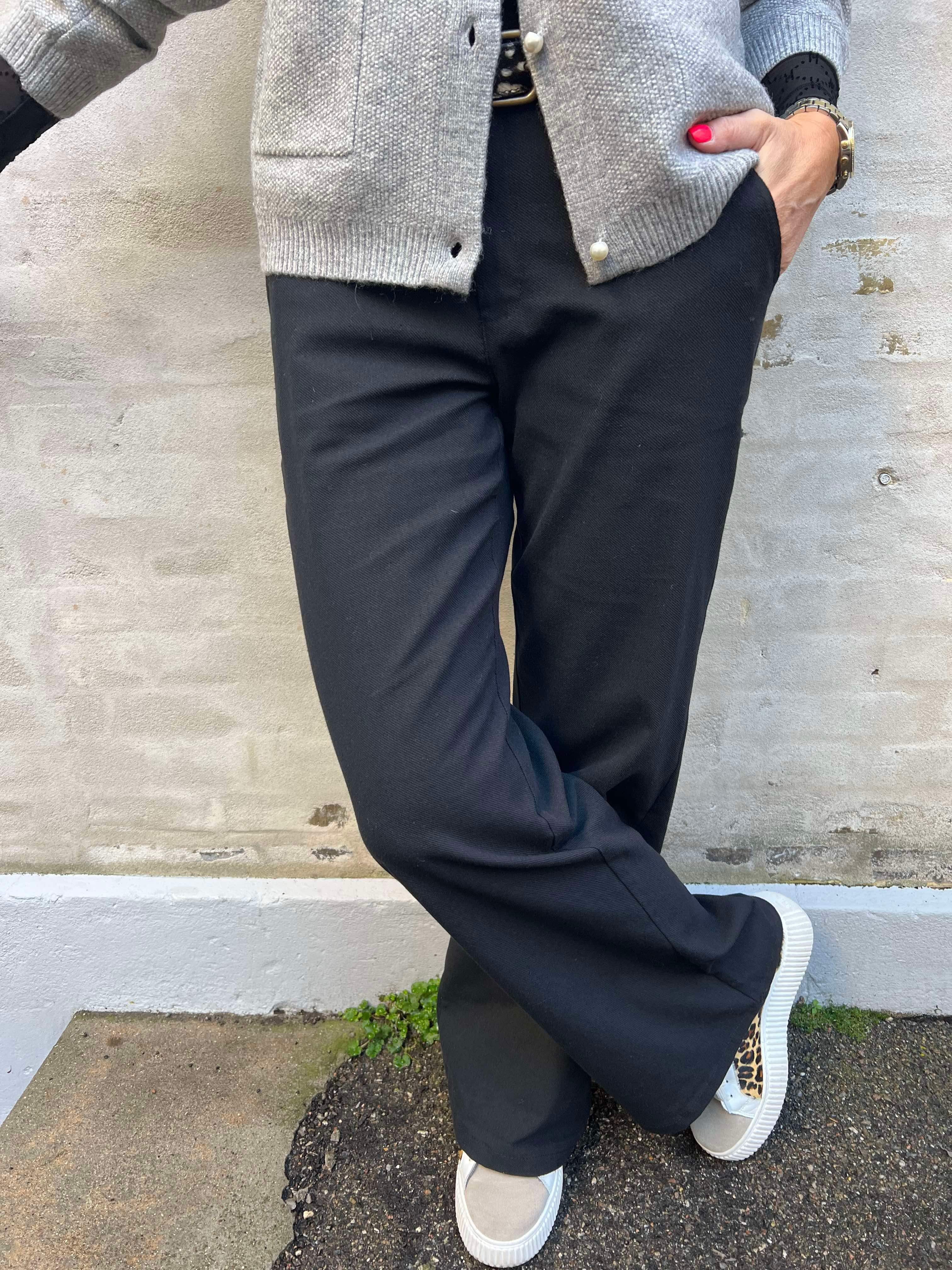 Avenue box pant black