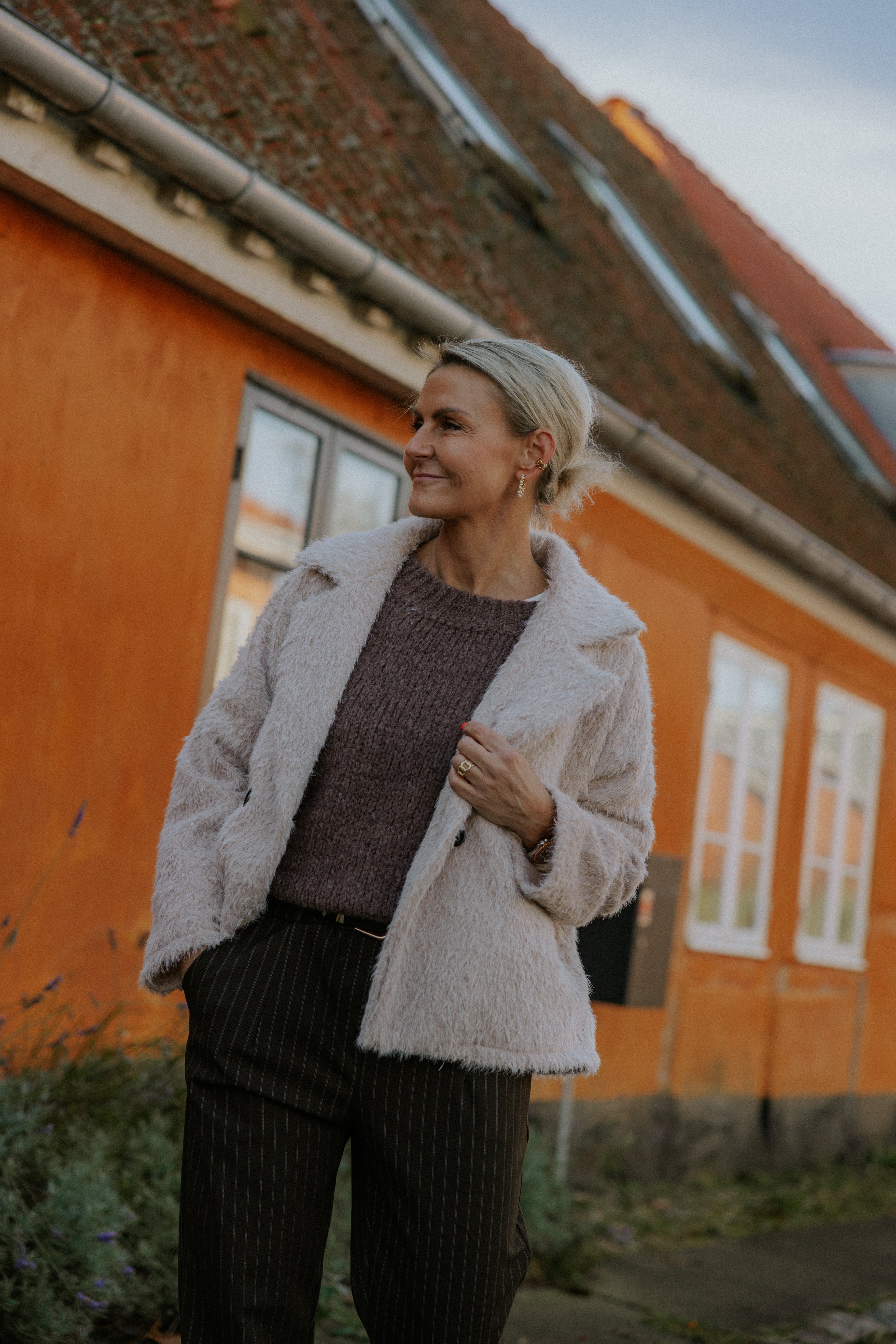 Pamela Jakke - off white