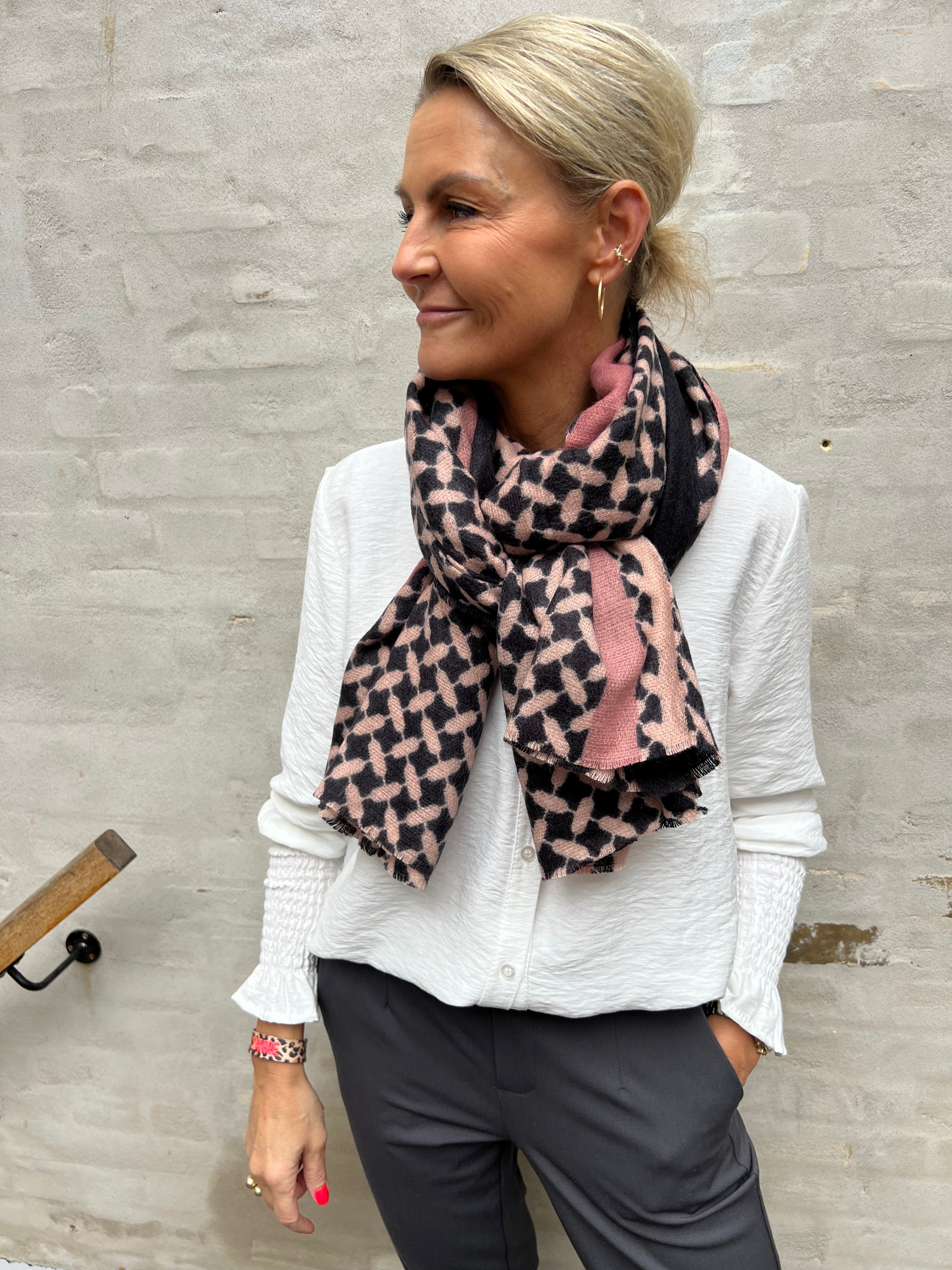 Lila winter scarf rose dust