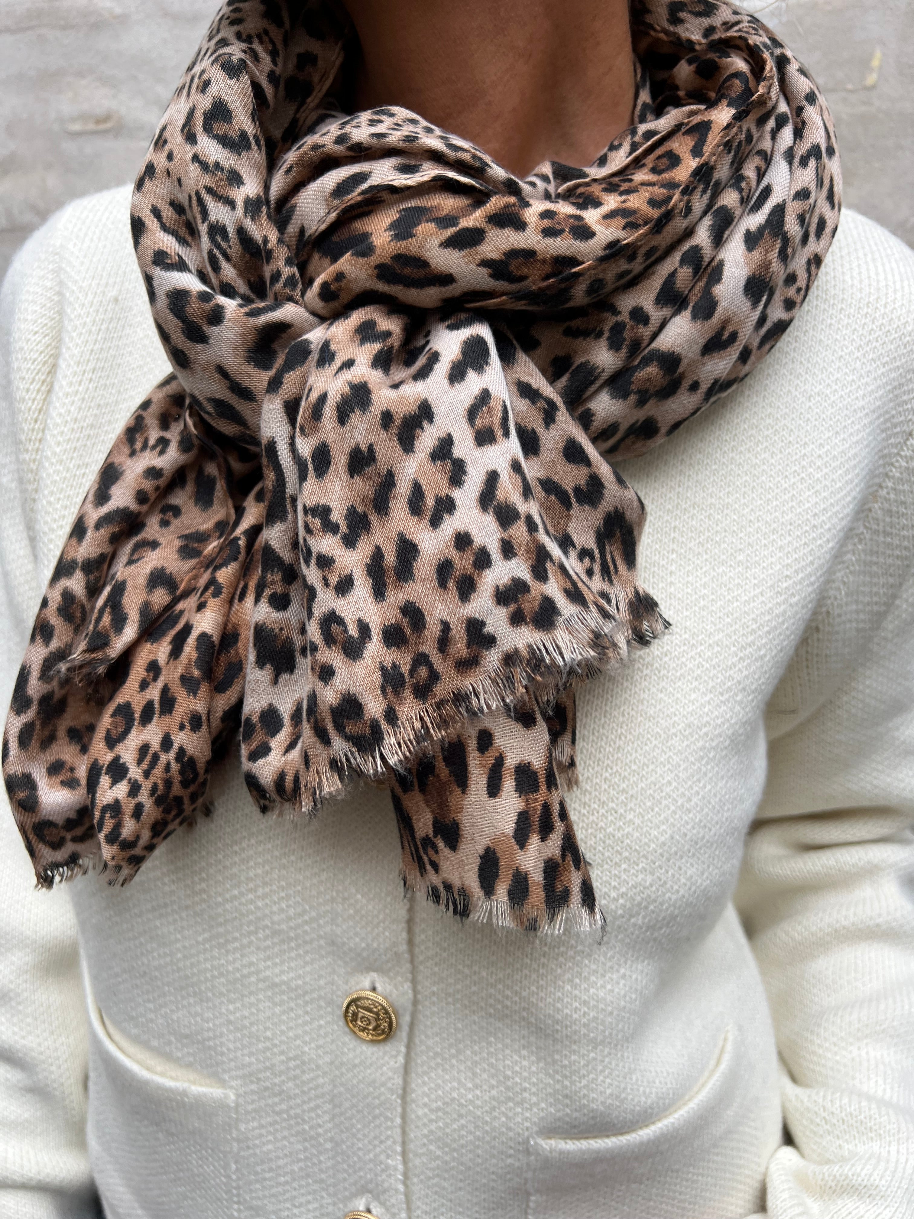 Riat scarf leopard