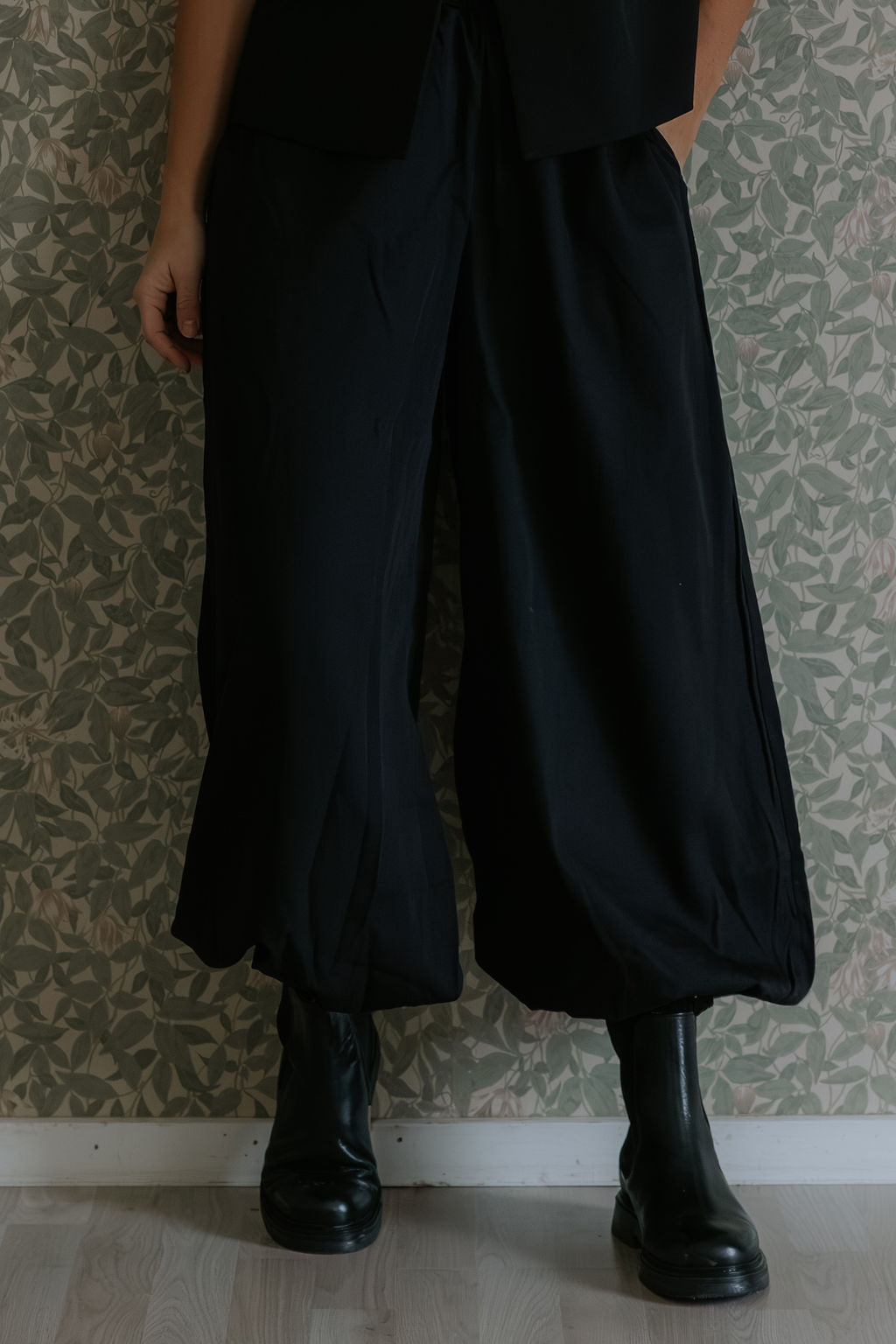 PALOMA LOOSE PANT - Black