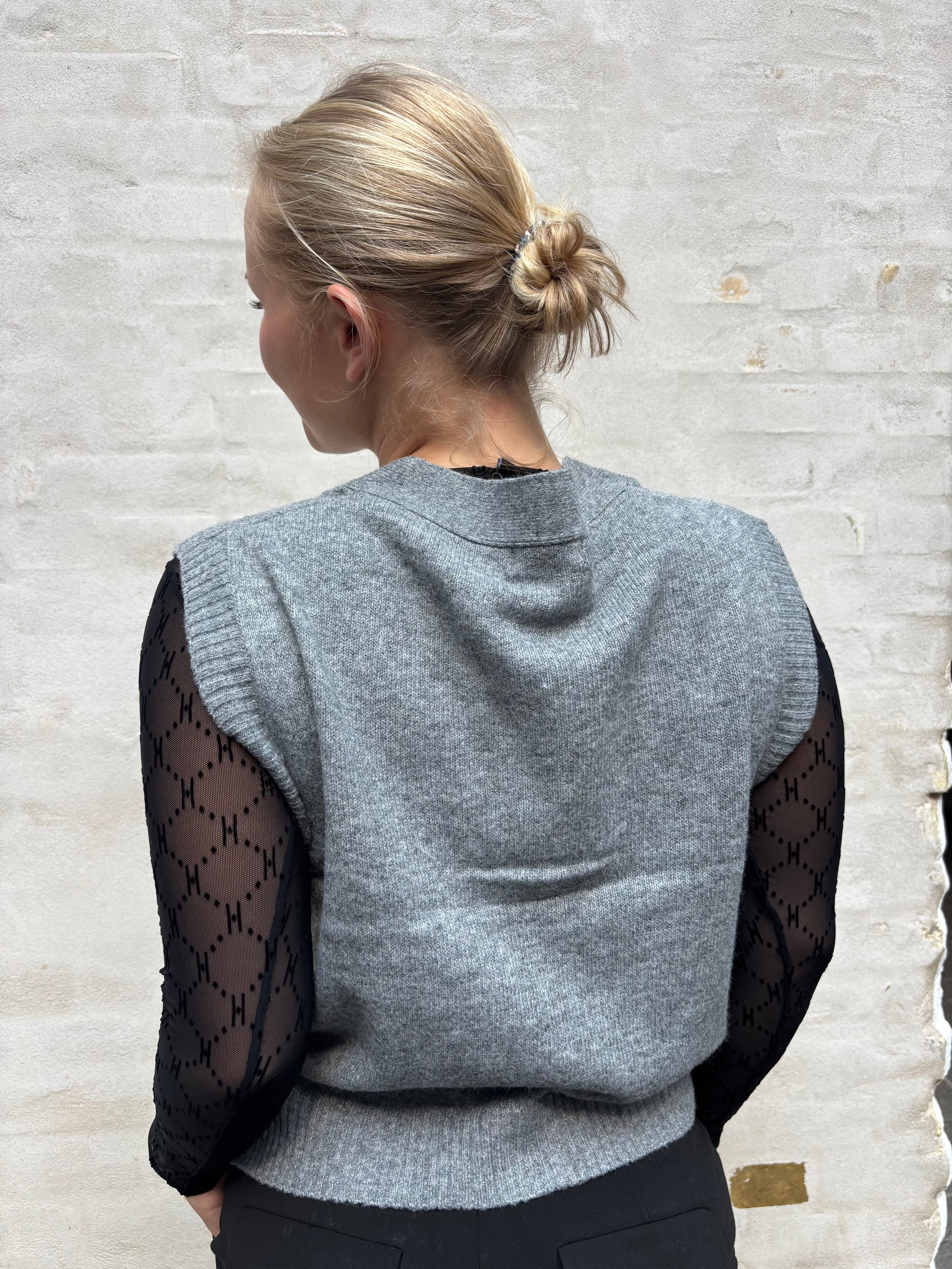SUPER LIFE V-NECK VEST - Medium Grey Melange