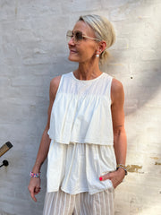 Debra Top - Buro
