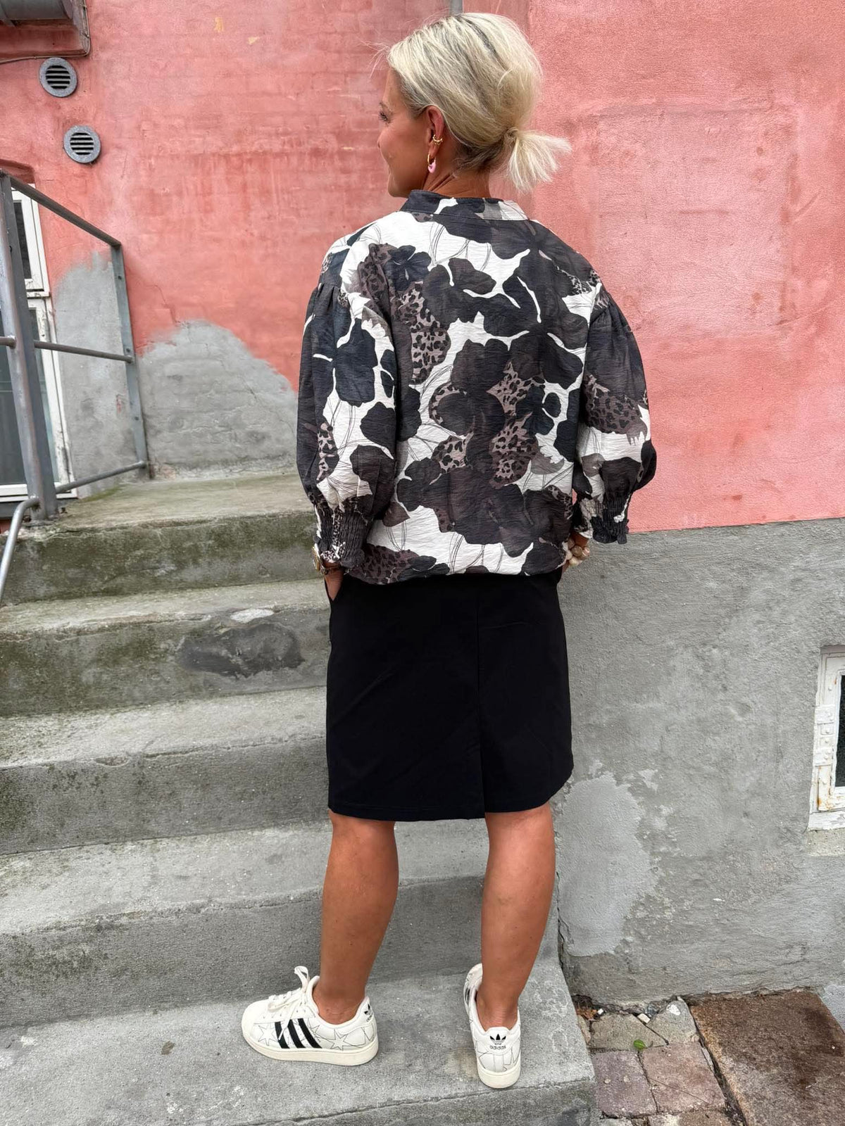 BEATE short skirt - Black
