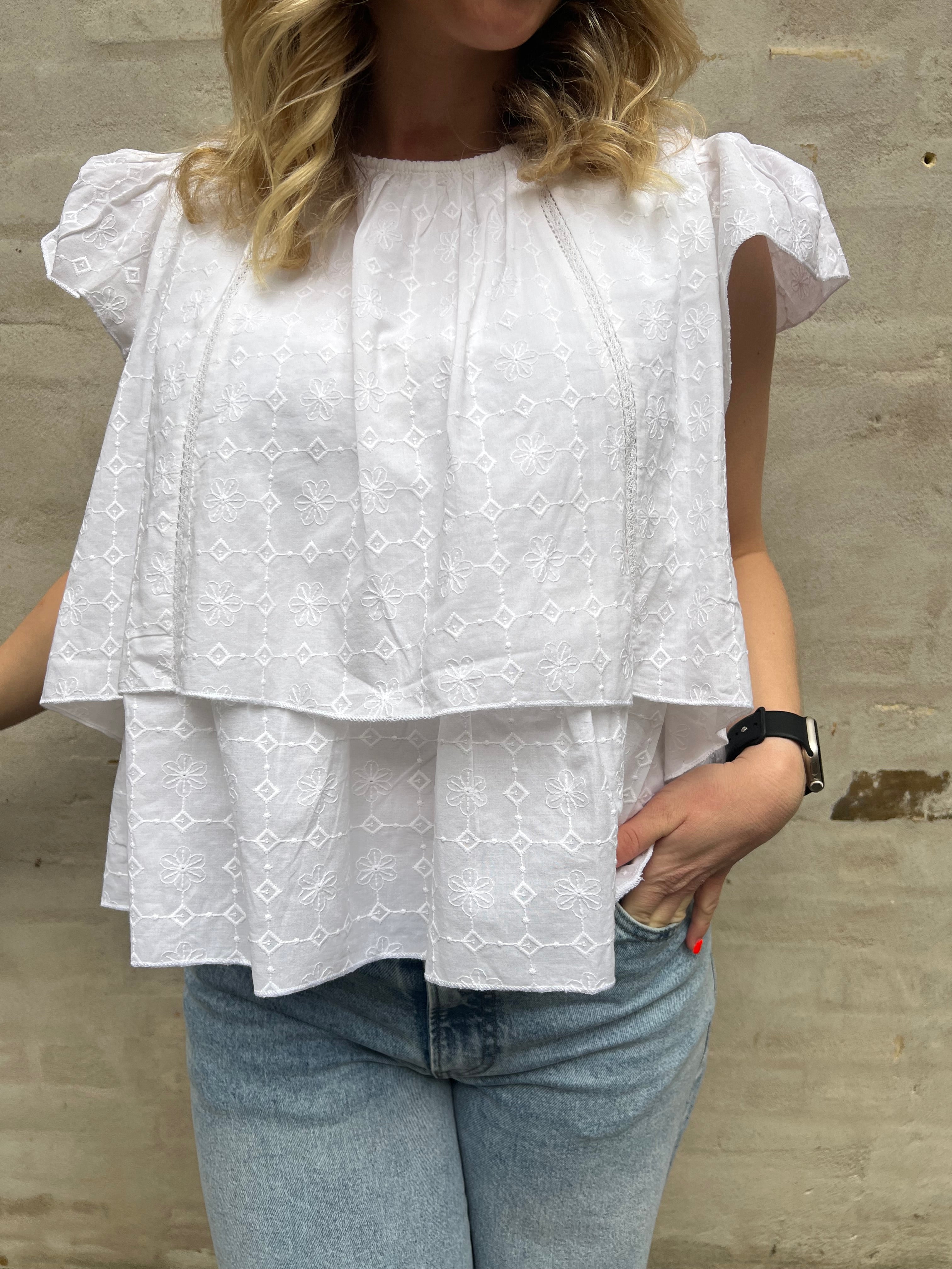 Bia o-neck top white