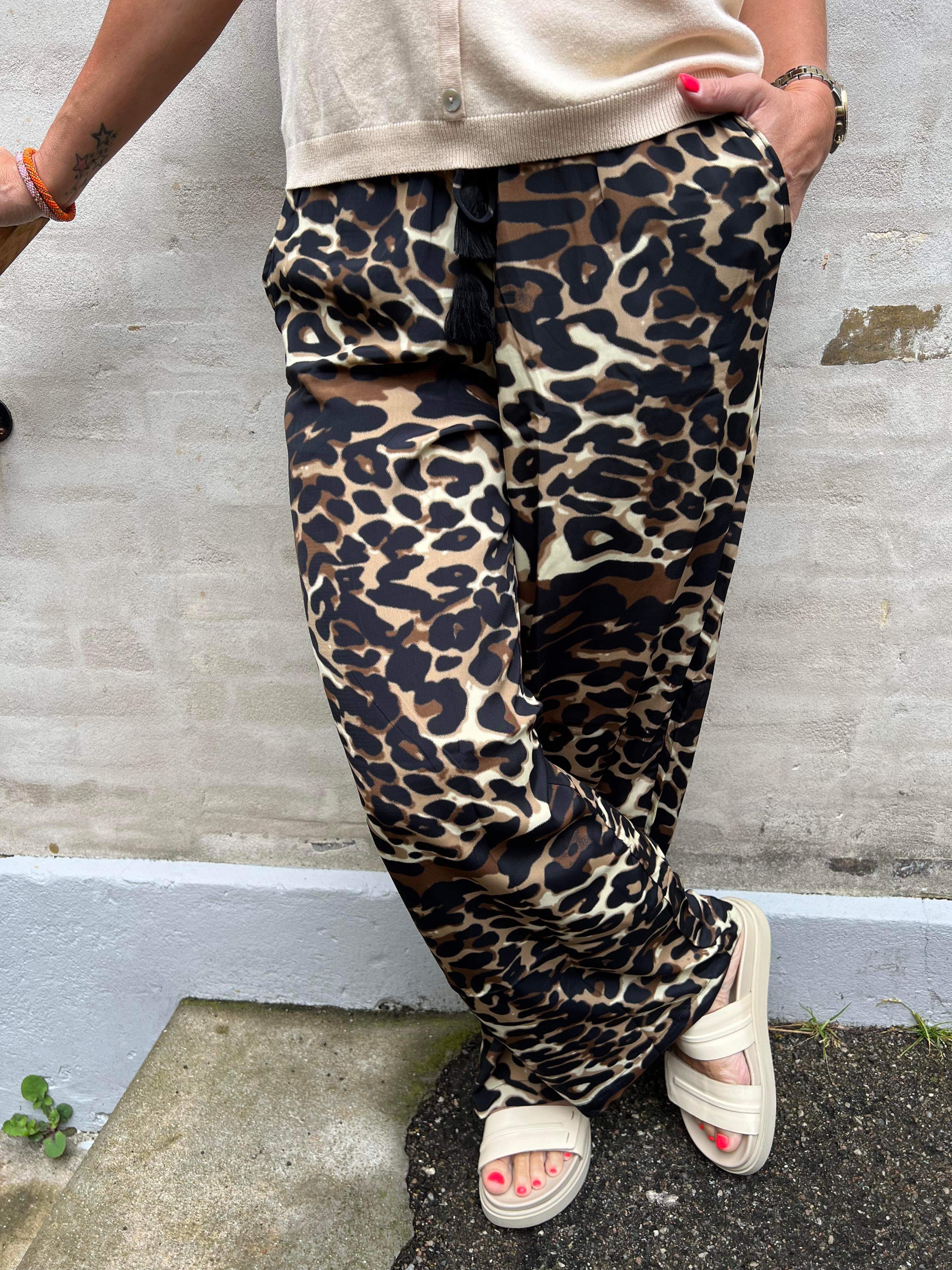 Luna straight pant leopard