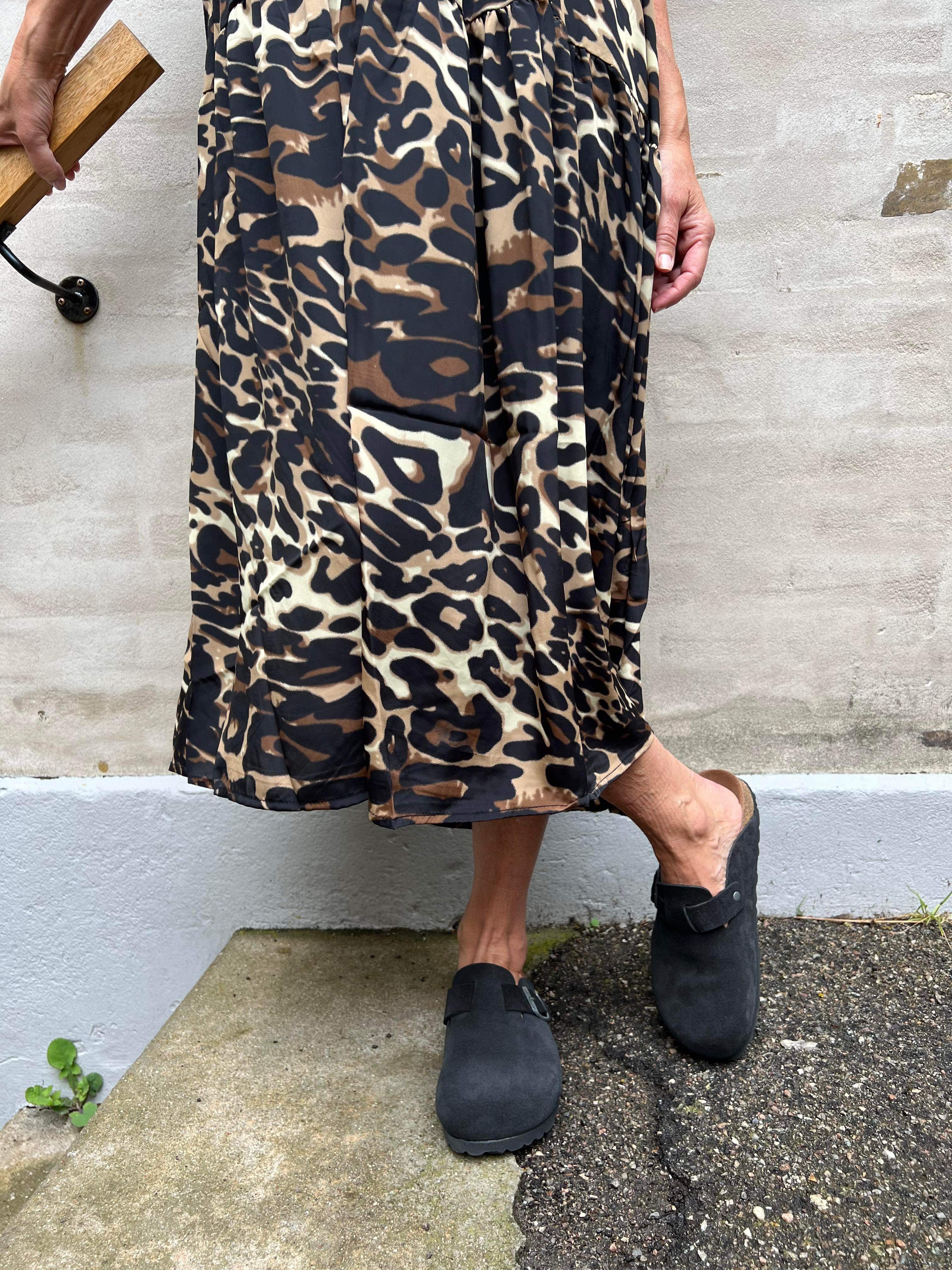 Luna boho midi dress leopard