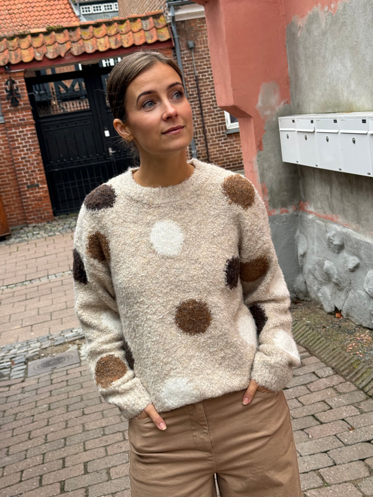 DOTTIE LS O-NECK DOT PULLOVER - Pussywillow Gray/SLATE BLACK TOFFEE