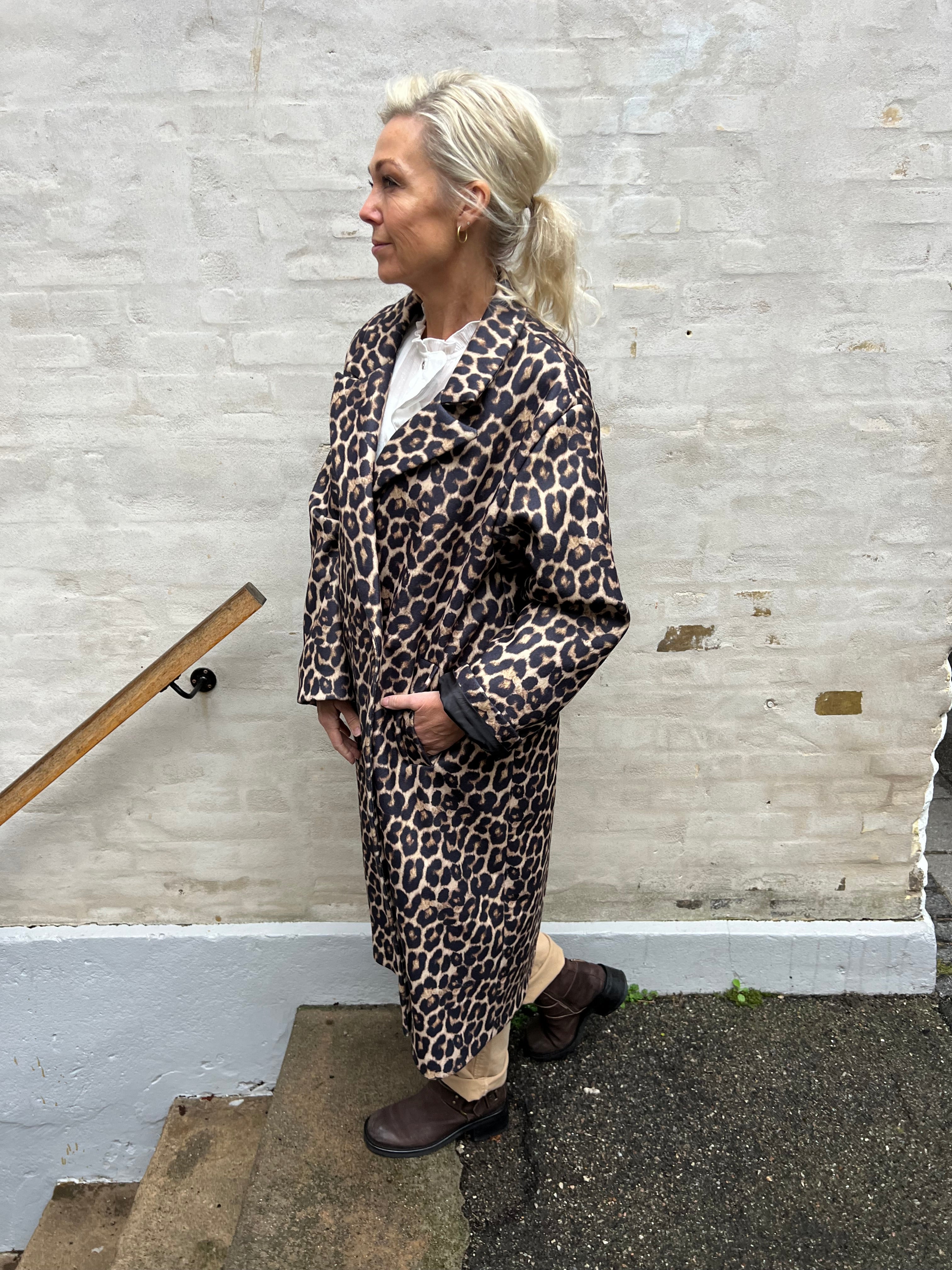 Cleo coat leopard