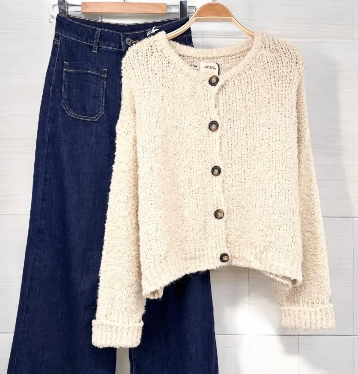 Vintage cardigan off white