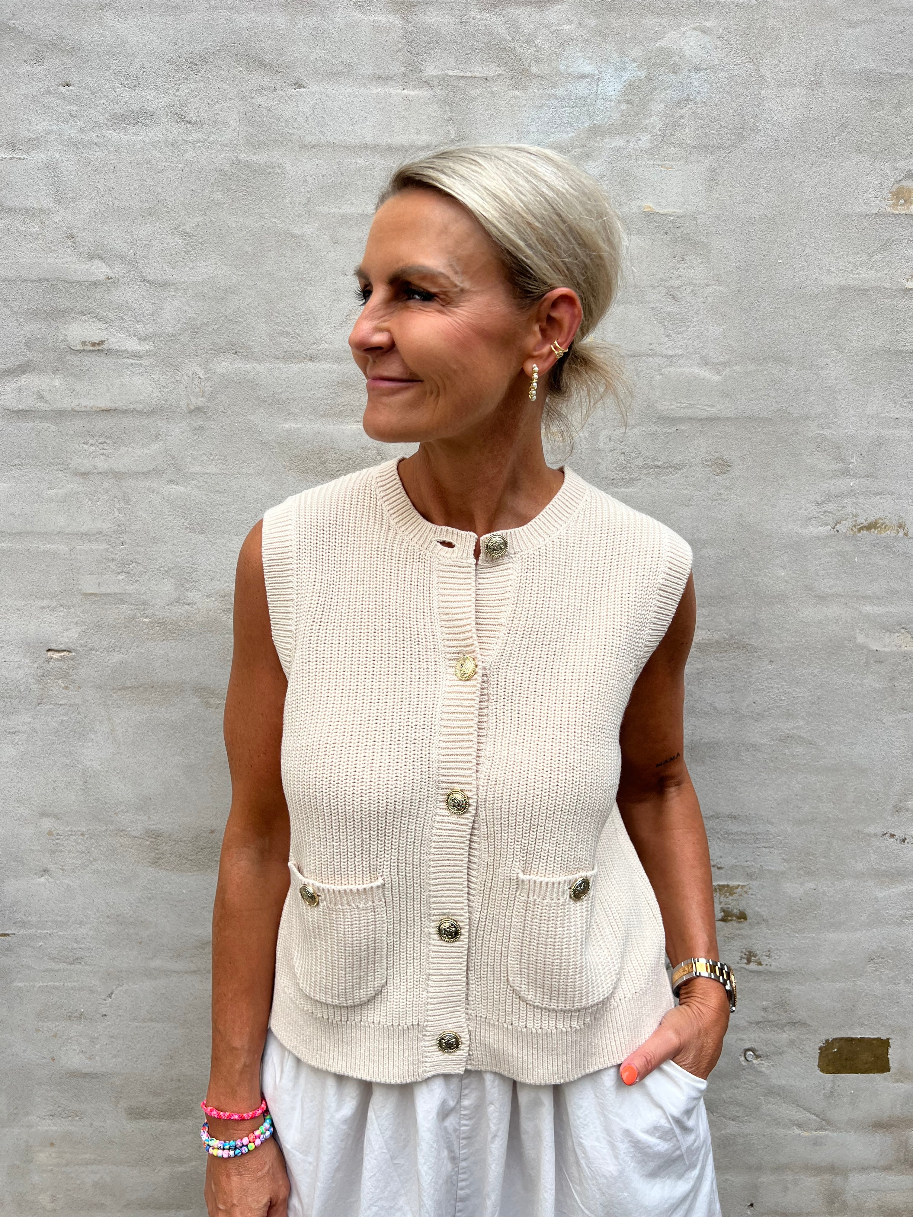 PREORDER-STELLA O-NECK VEST - Whitecap Gray