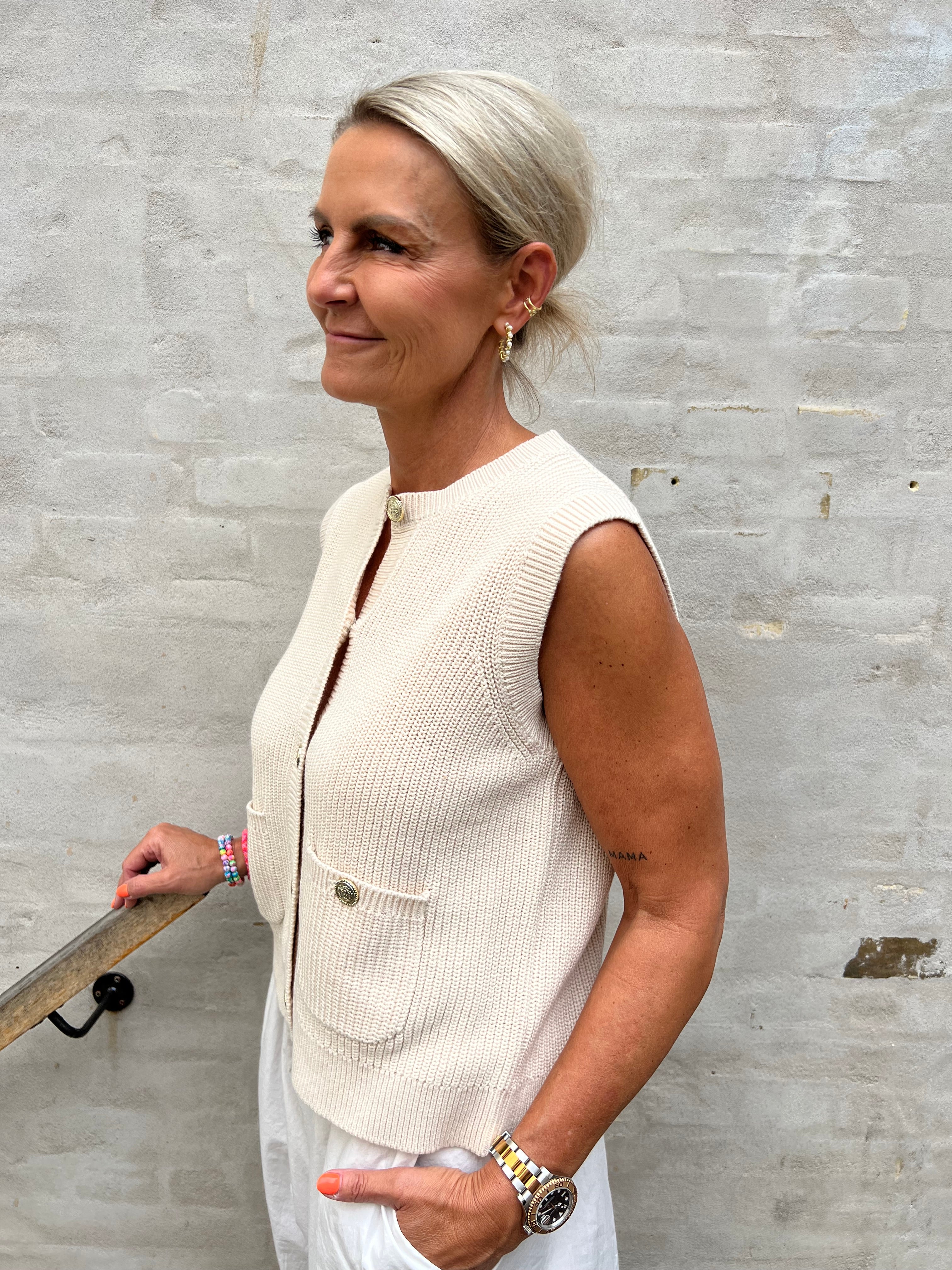 PREORDER-STELLA O-NECK VEST - Whitecap Gray