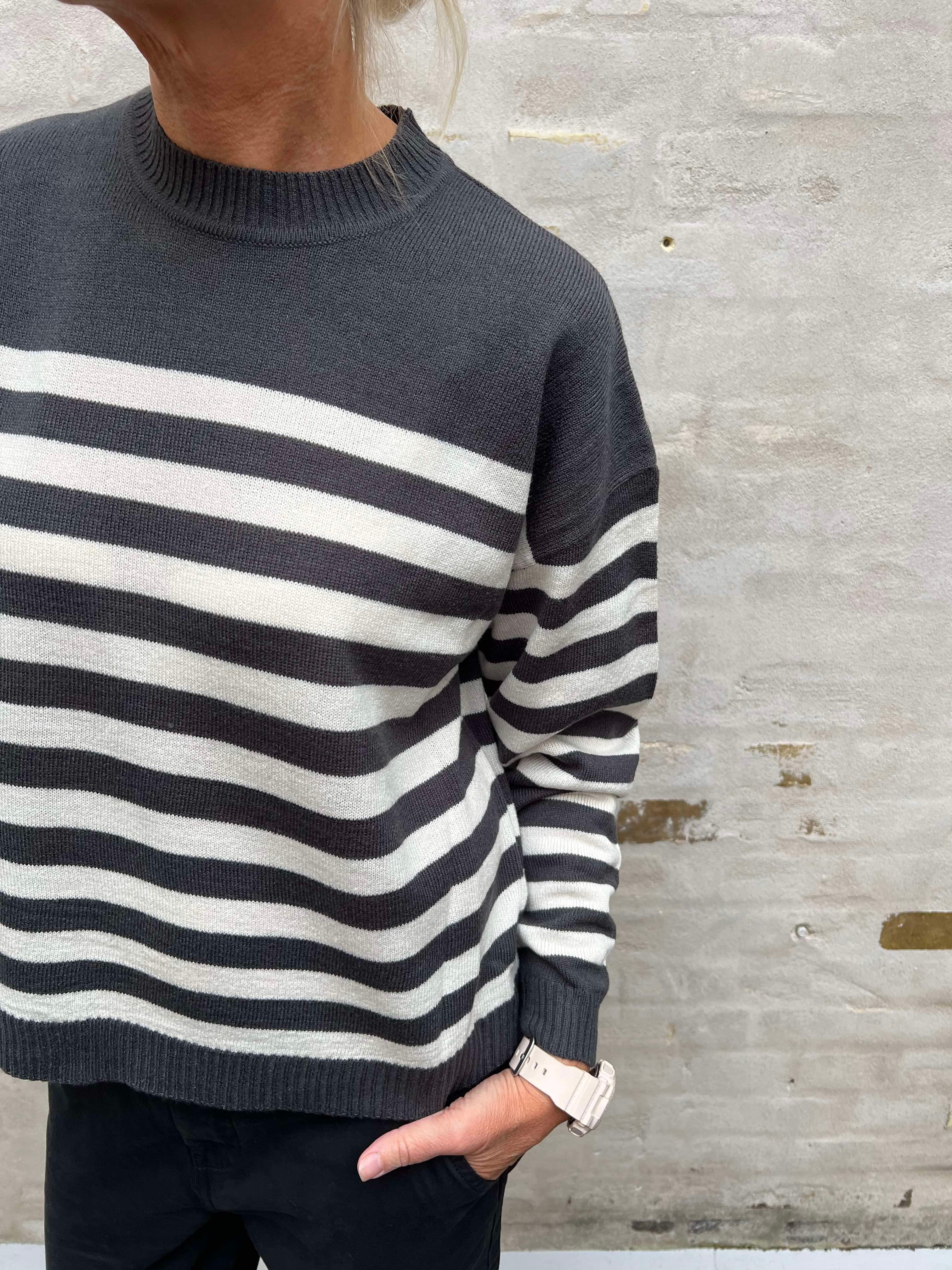 Bay pullover phantom/whitecap stripe