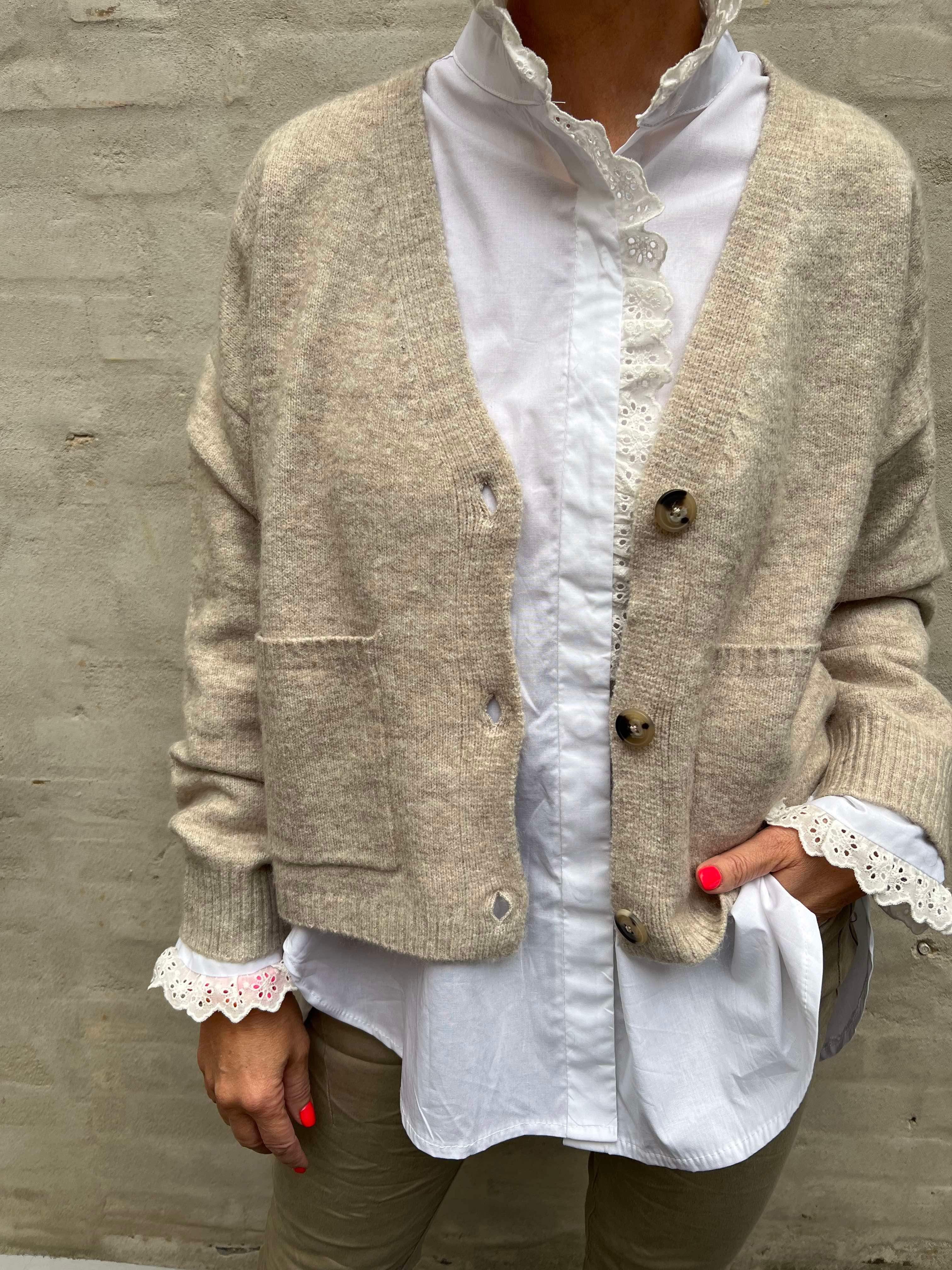 Gemma V-neck knit cardigan taupe plaza