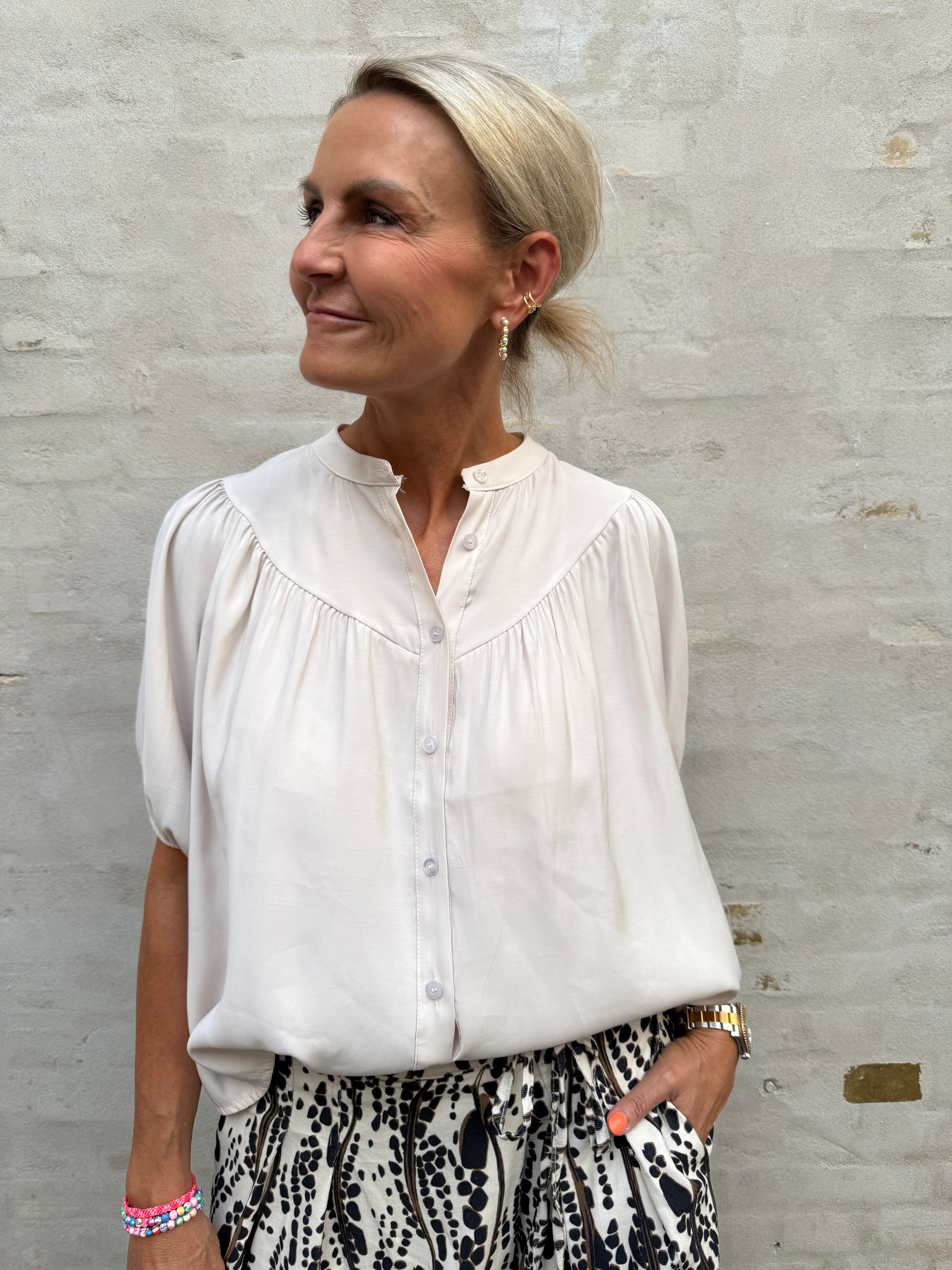 Melodie Blouse - Dark Beige