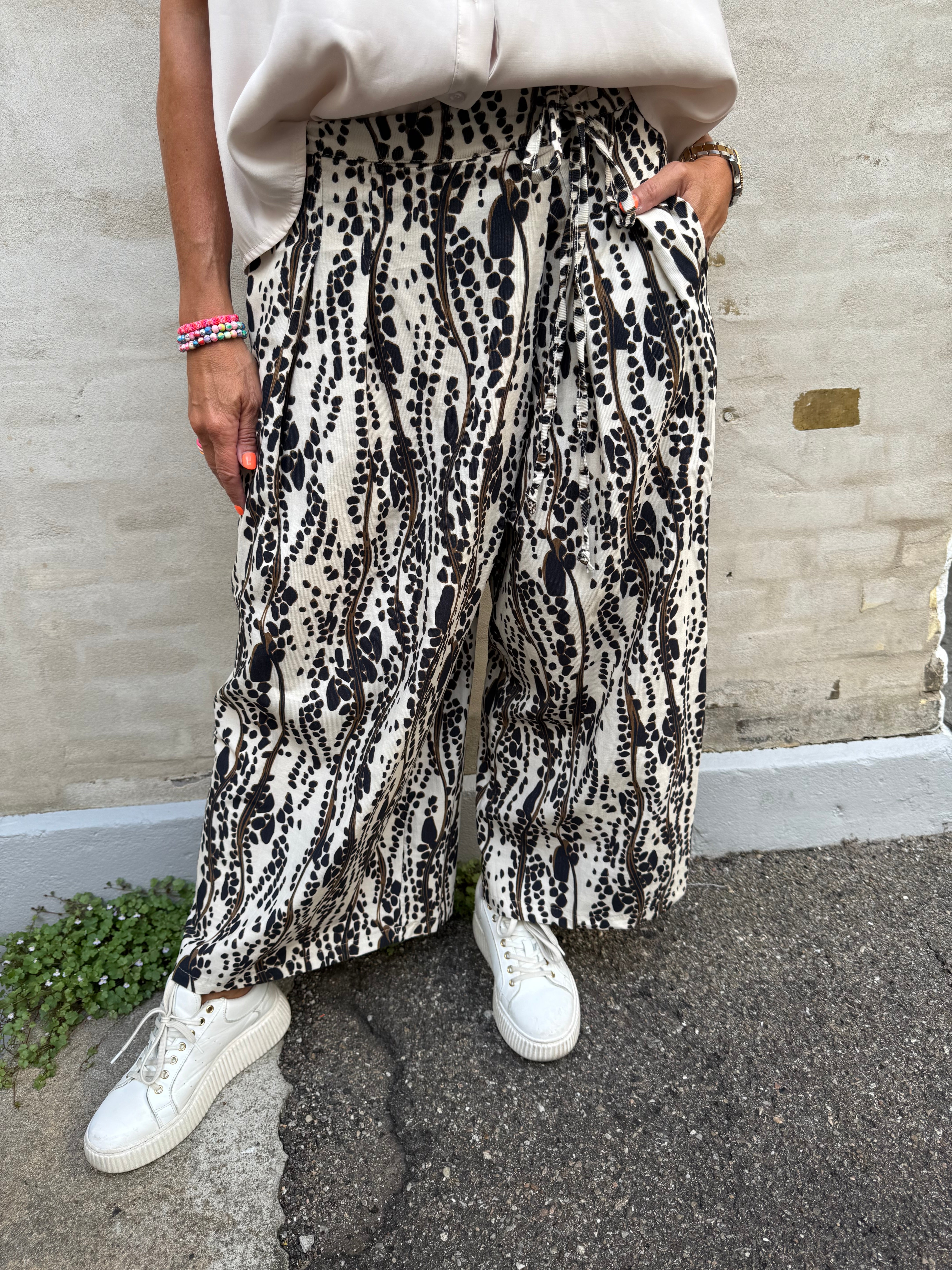 Roselyn Pants - Nero Print