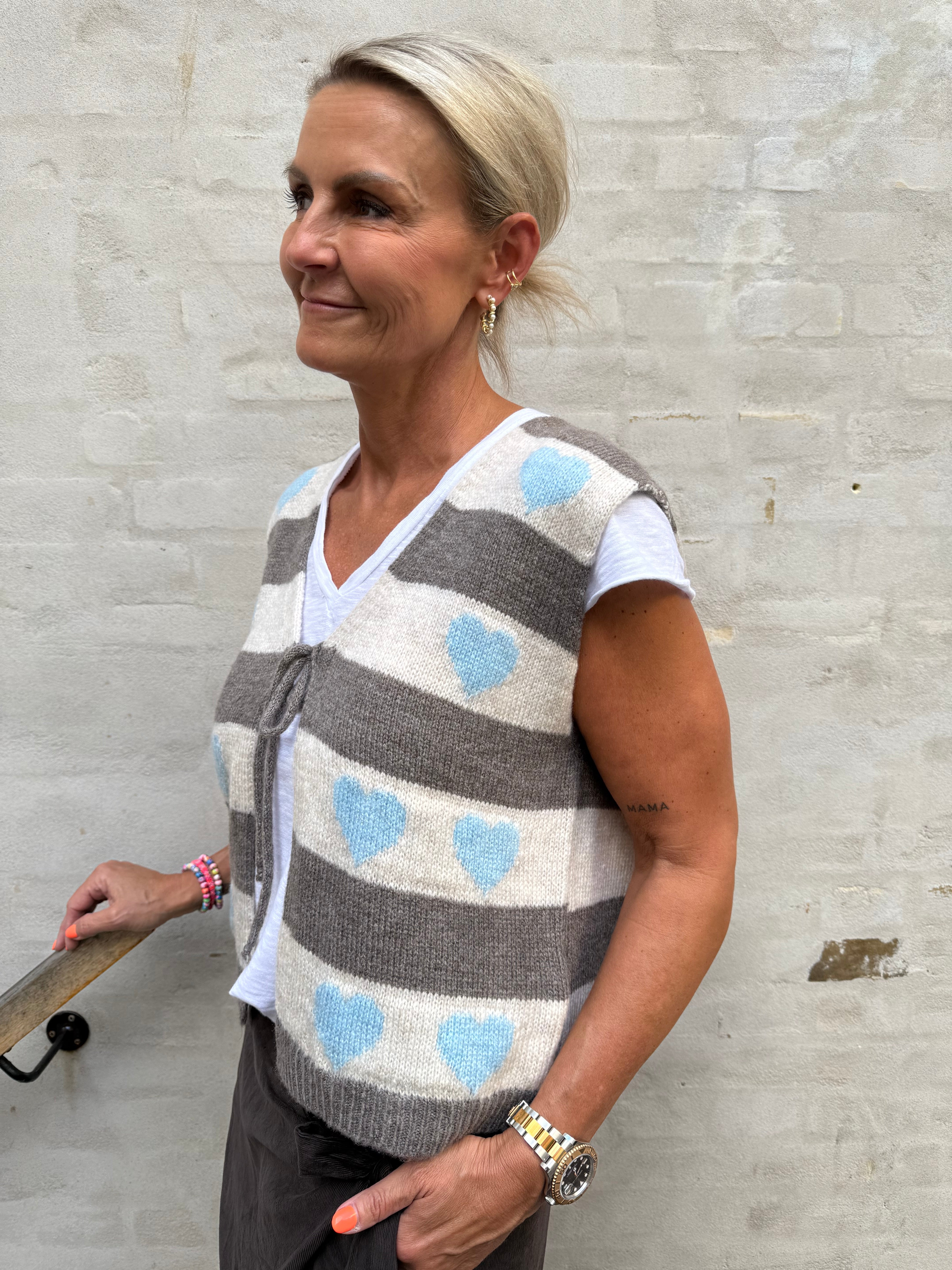 Phoenix Knit Vest - Celeste