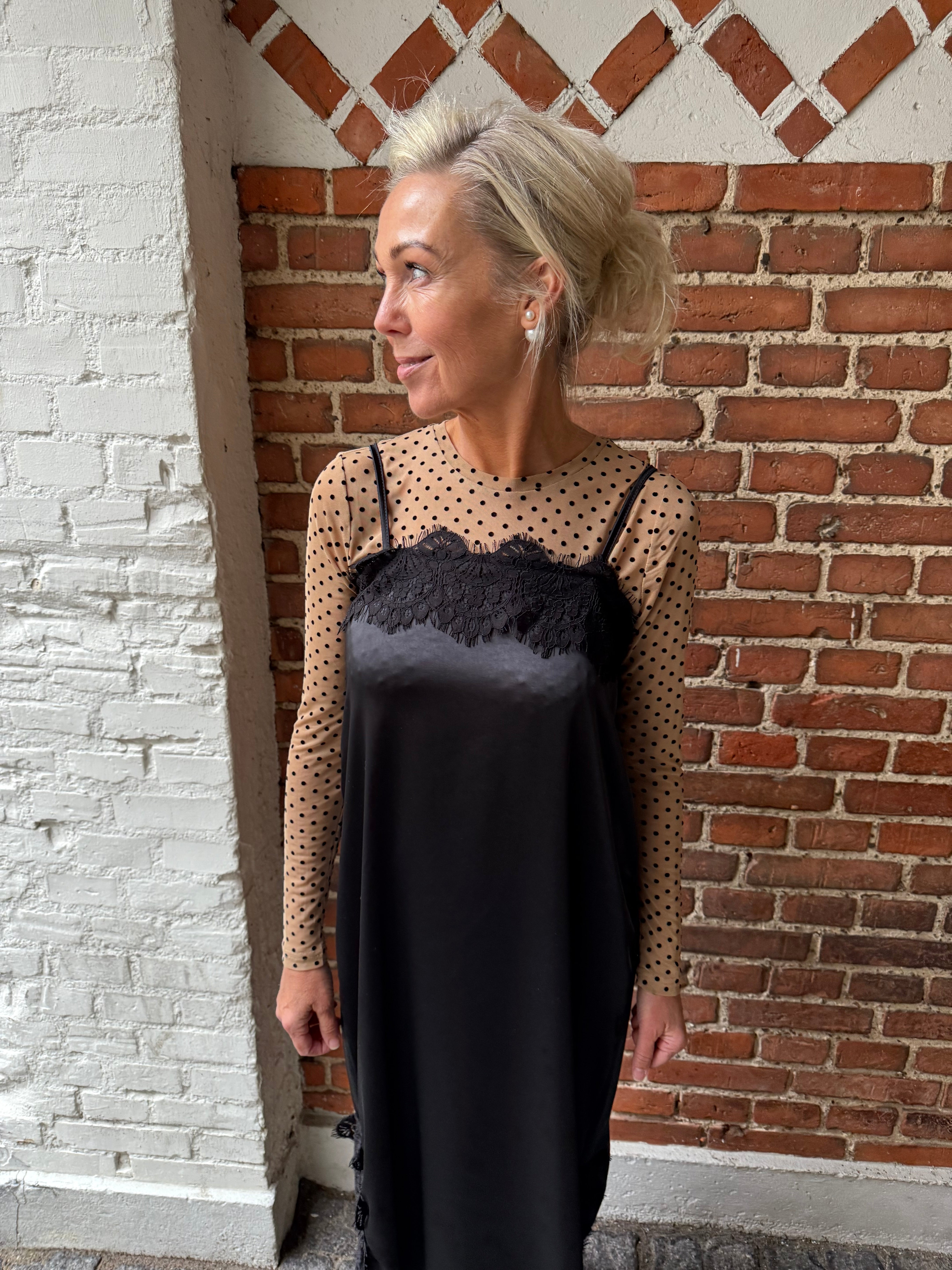 Annie Mesh Dott - Nougat