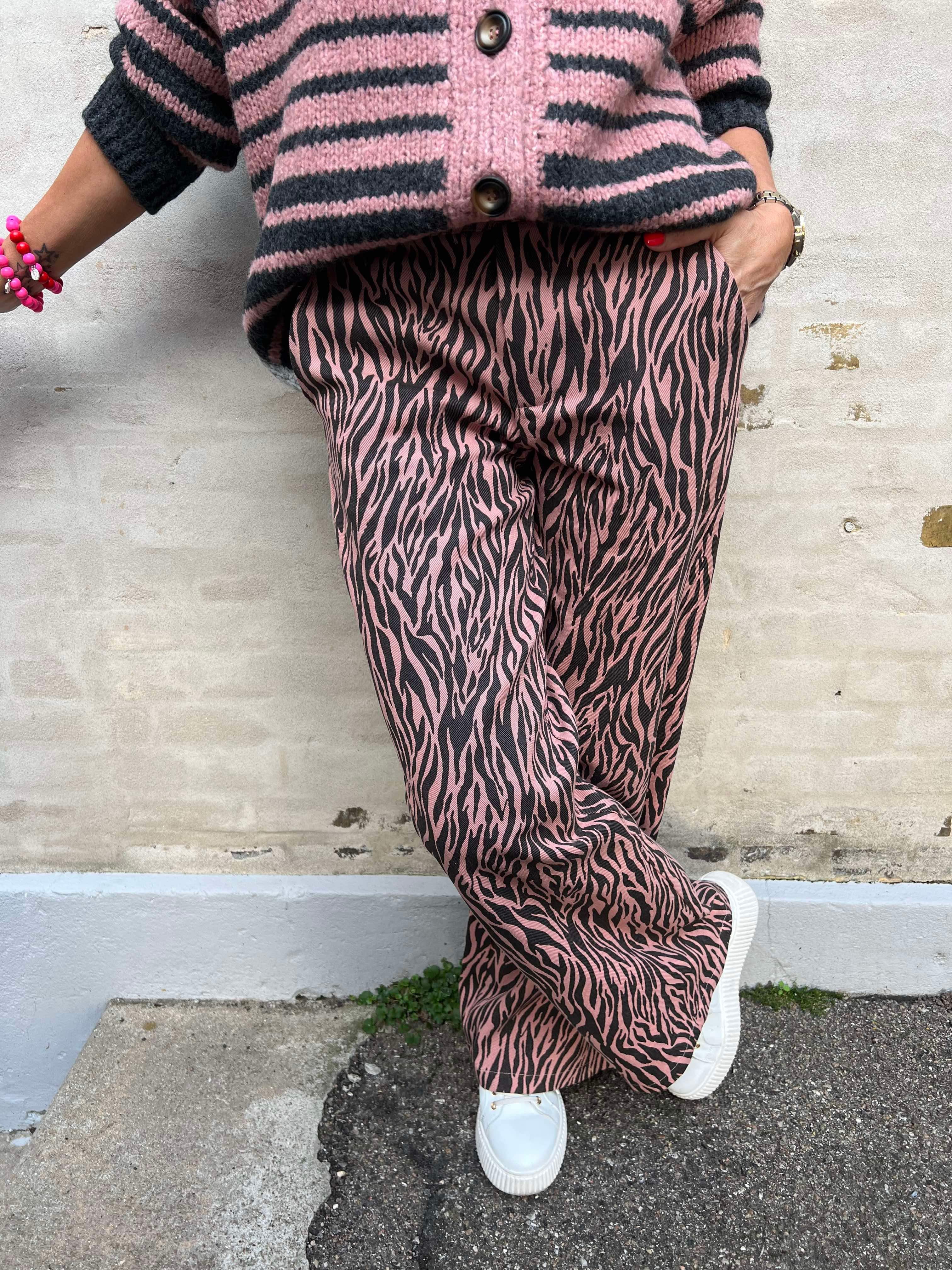 Nikita zebra box pant rose