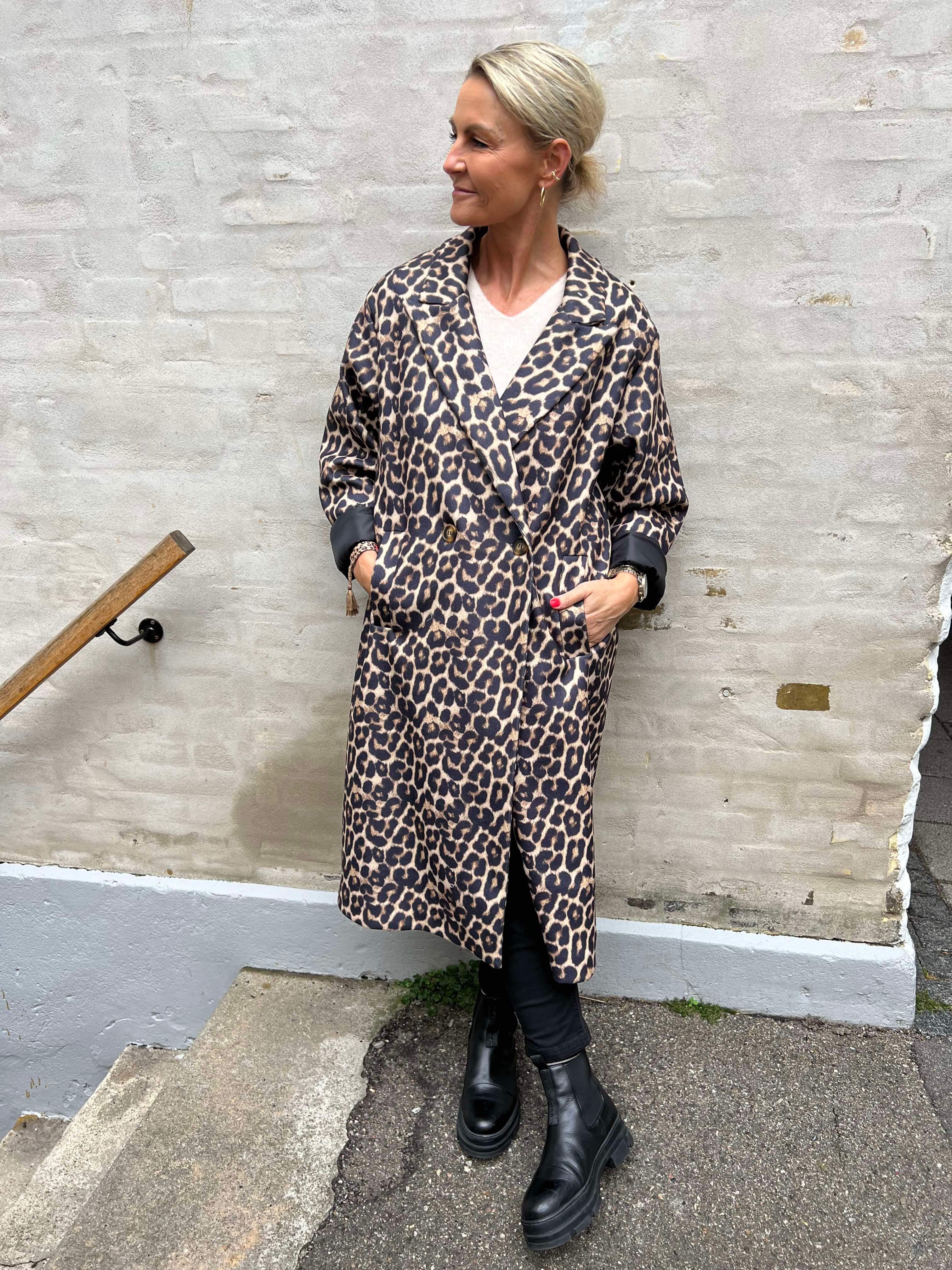 Cleo coat leopard